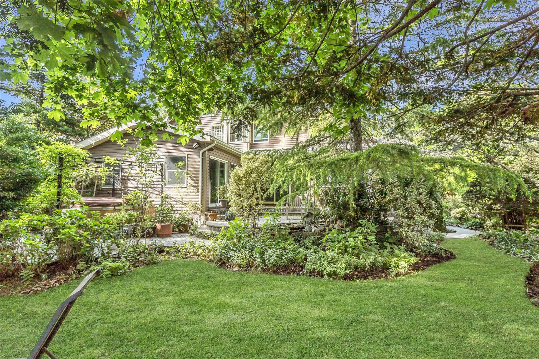 Single Family Madison  Nassau County, NY 11542, MLS-856282-35