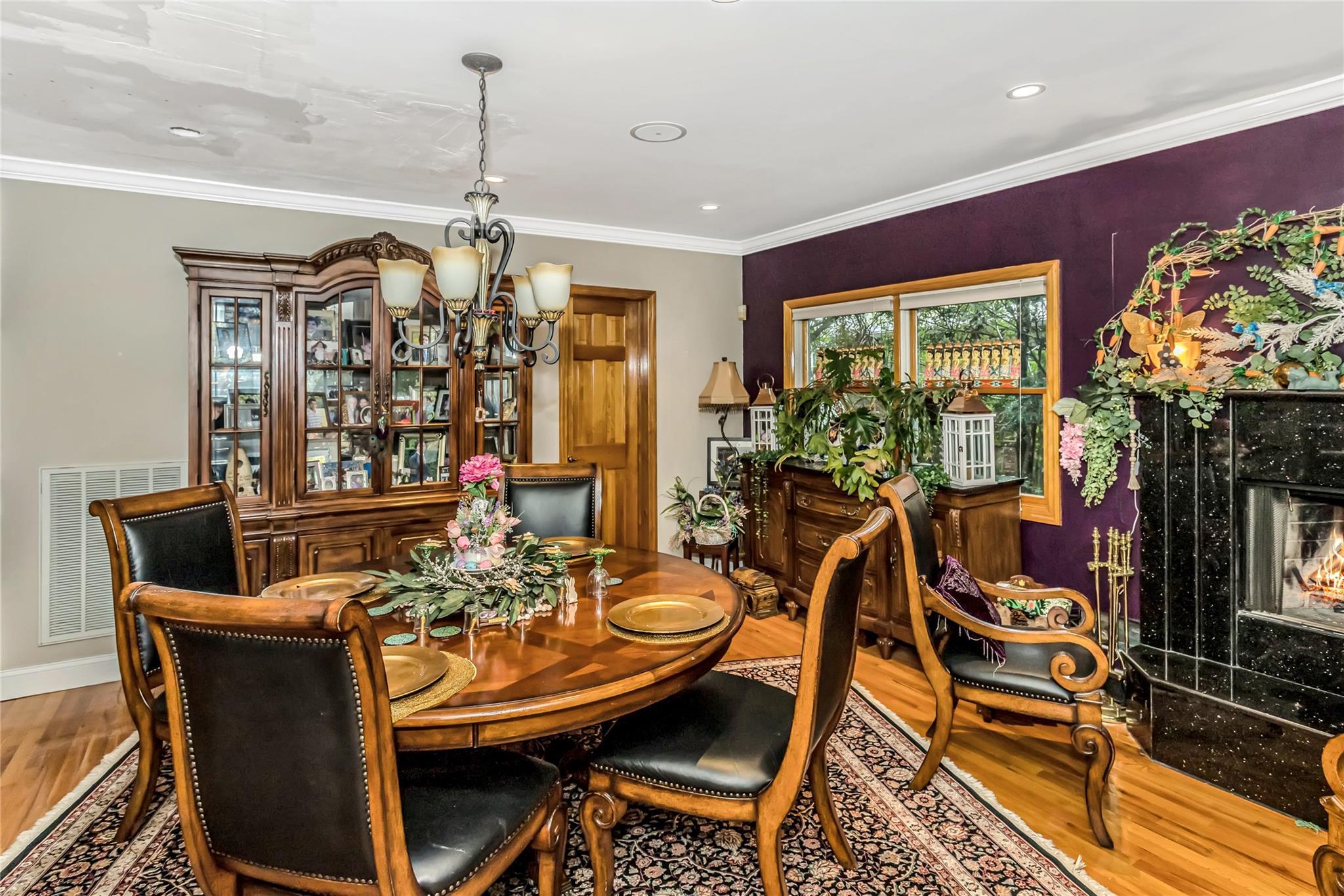 Single Family Madison  Nassau County, NY 11542, MLS-856282-4