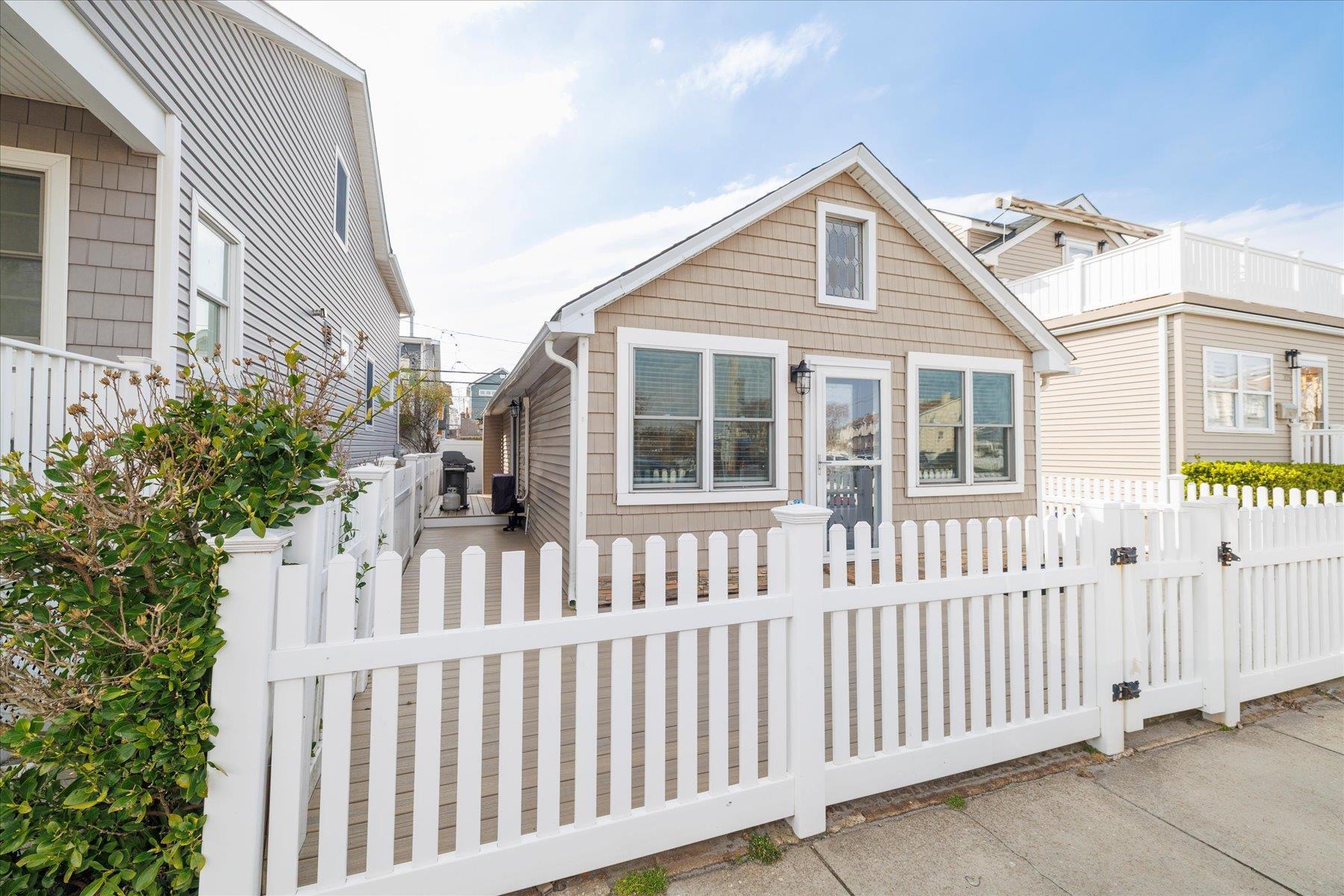 Single Family New York  Nassau County, NY 11561, MLS-856283-13