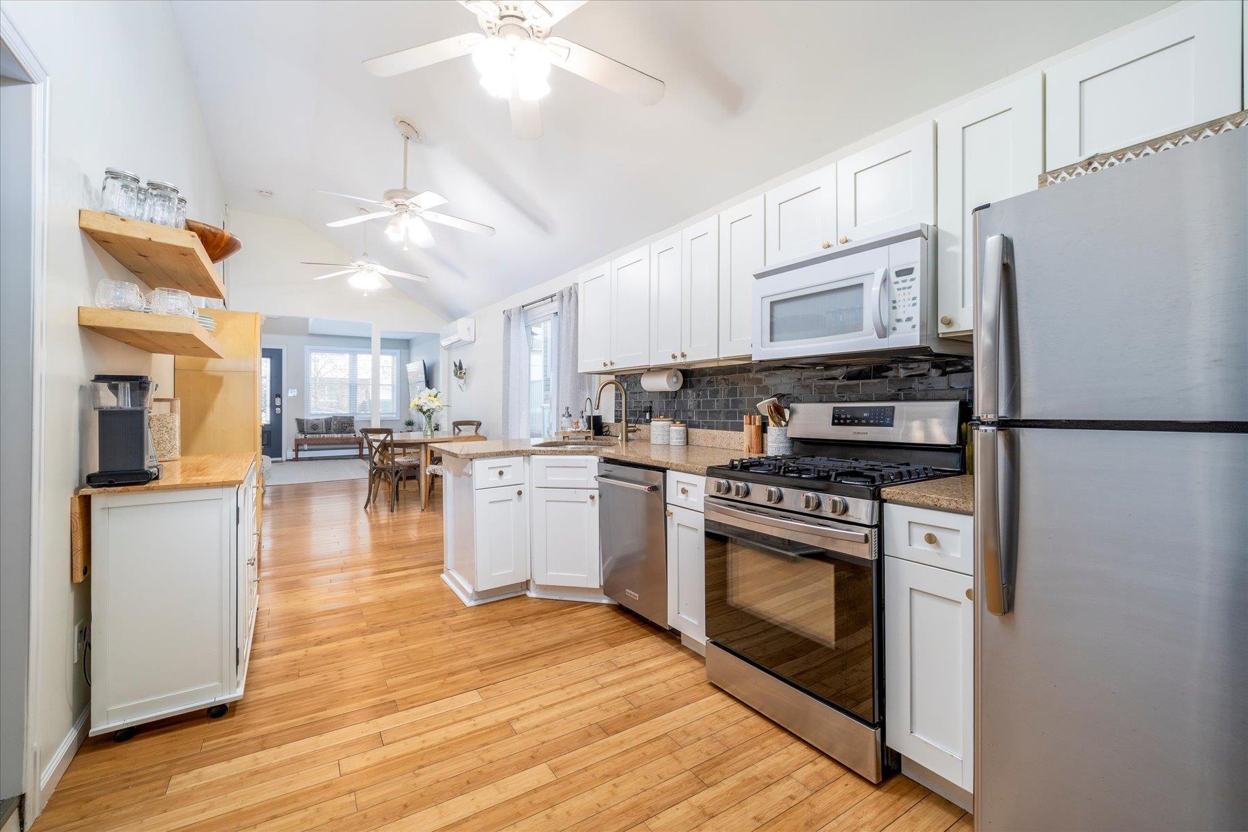 Single Family New York  Nassau County, NY 11561, MLS-856283-7
