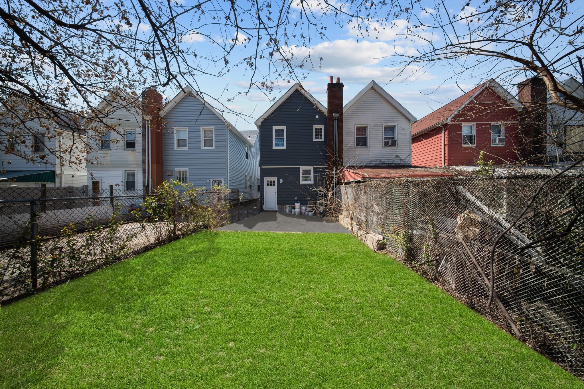 Single Family 40th  Brooklyn, NY 11203, MLS-856289-15