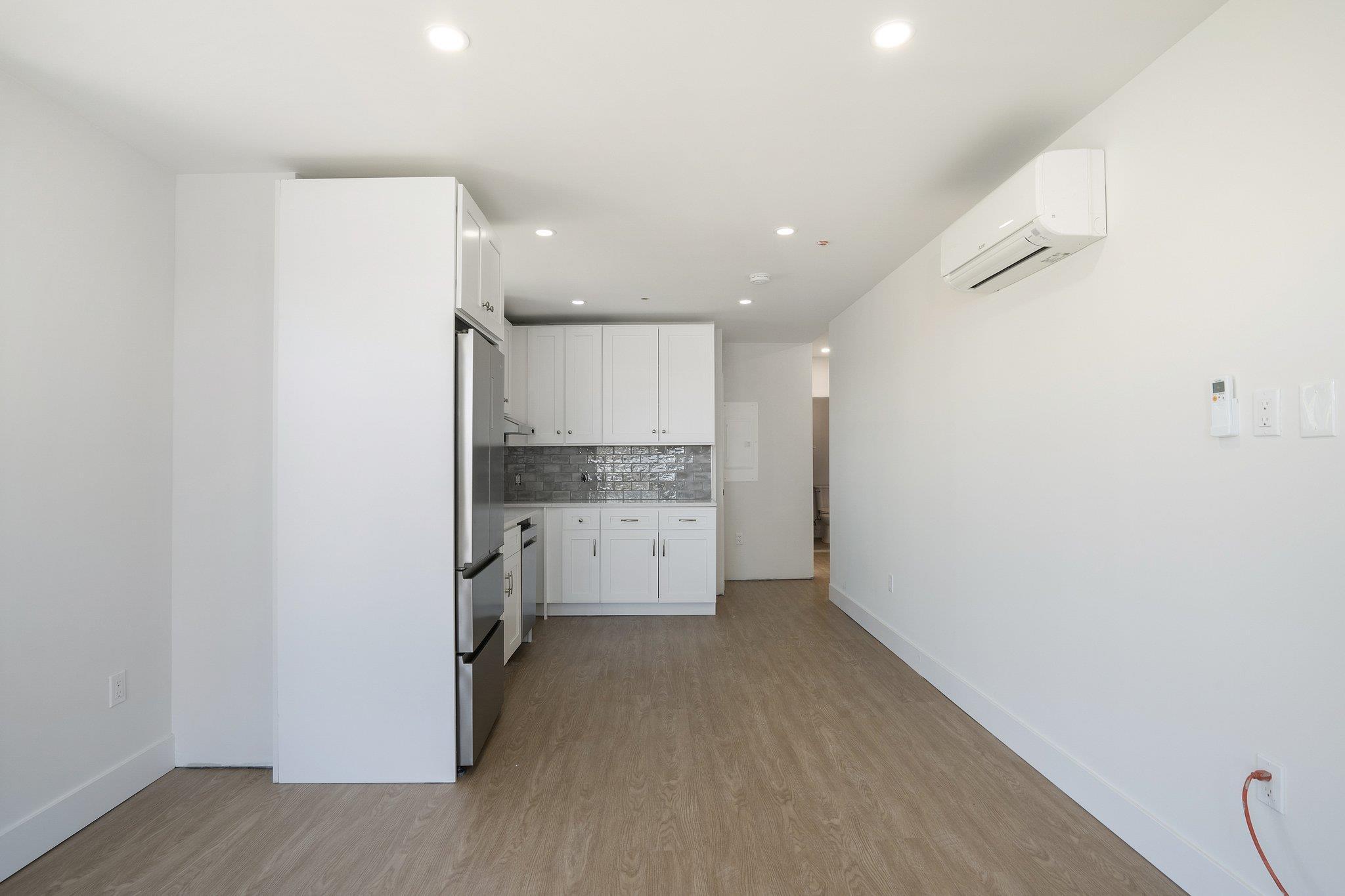Single Family Bronxwood  Bronx, NY 10469, MLS-856292-17