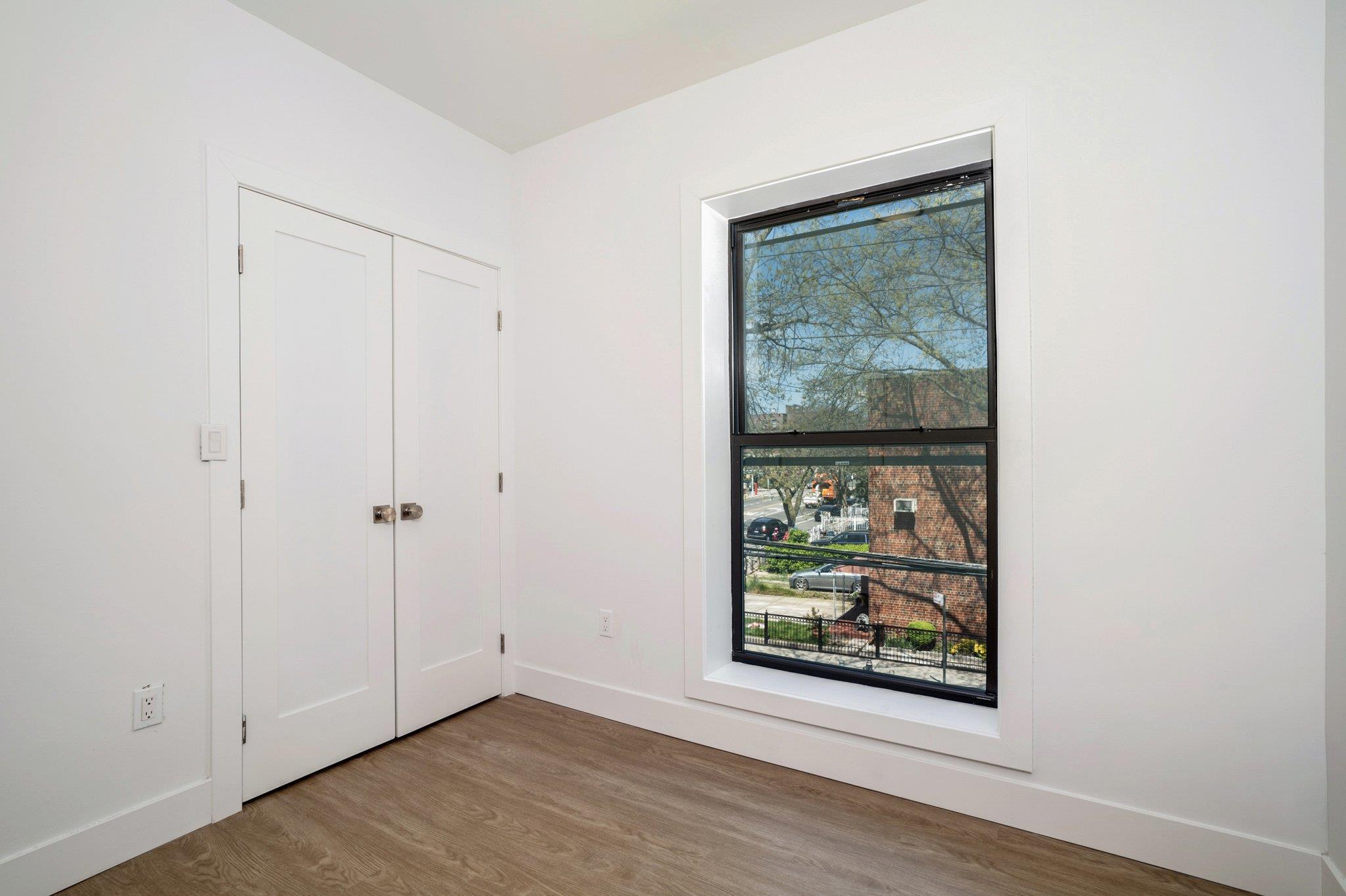 Single Family Bronxwood  Bronx, NY 10469, MLS-856292-19