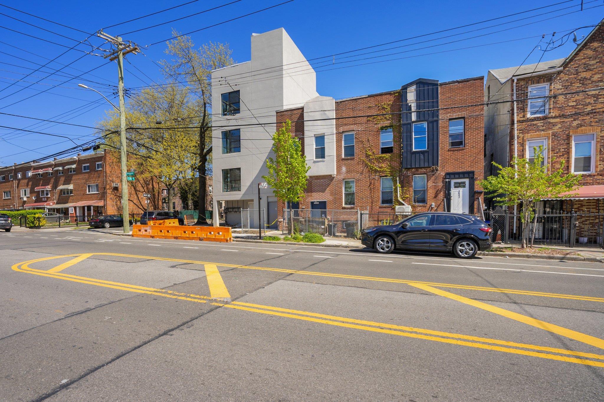 Single Family Bronxwood  Bronx, NY 10469, MLS-856292-2