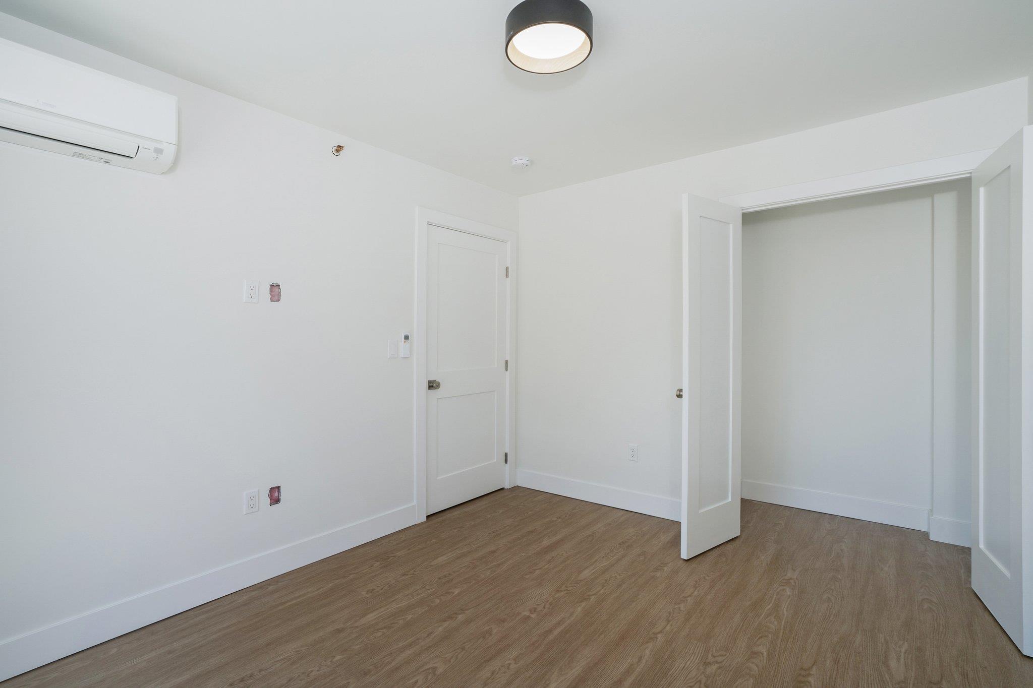 Single Family Bronxwood  Bronx, NY 10469, MLS-856292-29