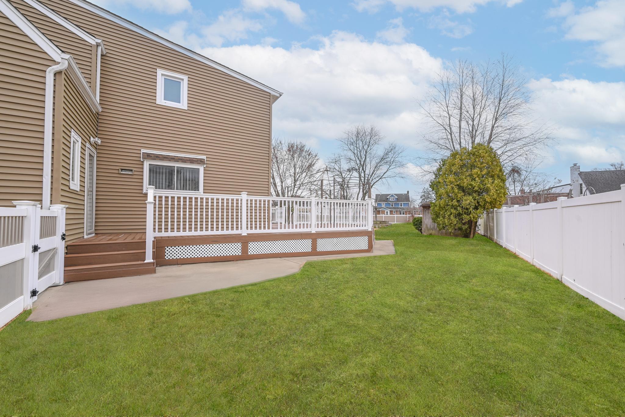 Single Family Morris  Nassau County, NY 11580, MLS-856298-13