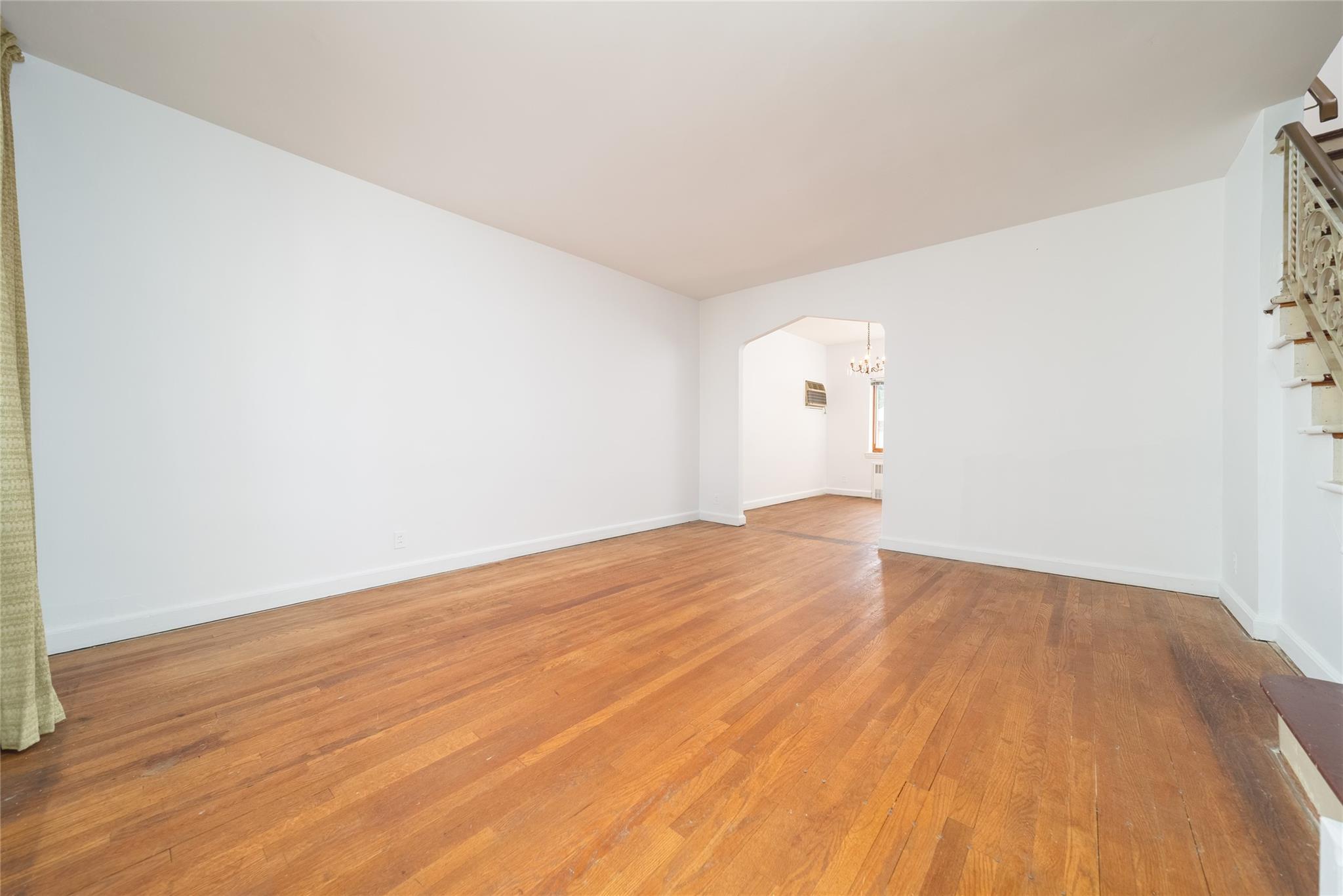 Single Family 154th  Queens, NY 11357, MLS-856299-2