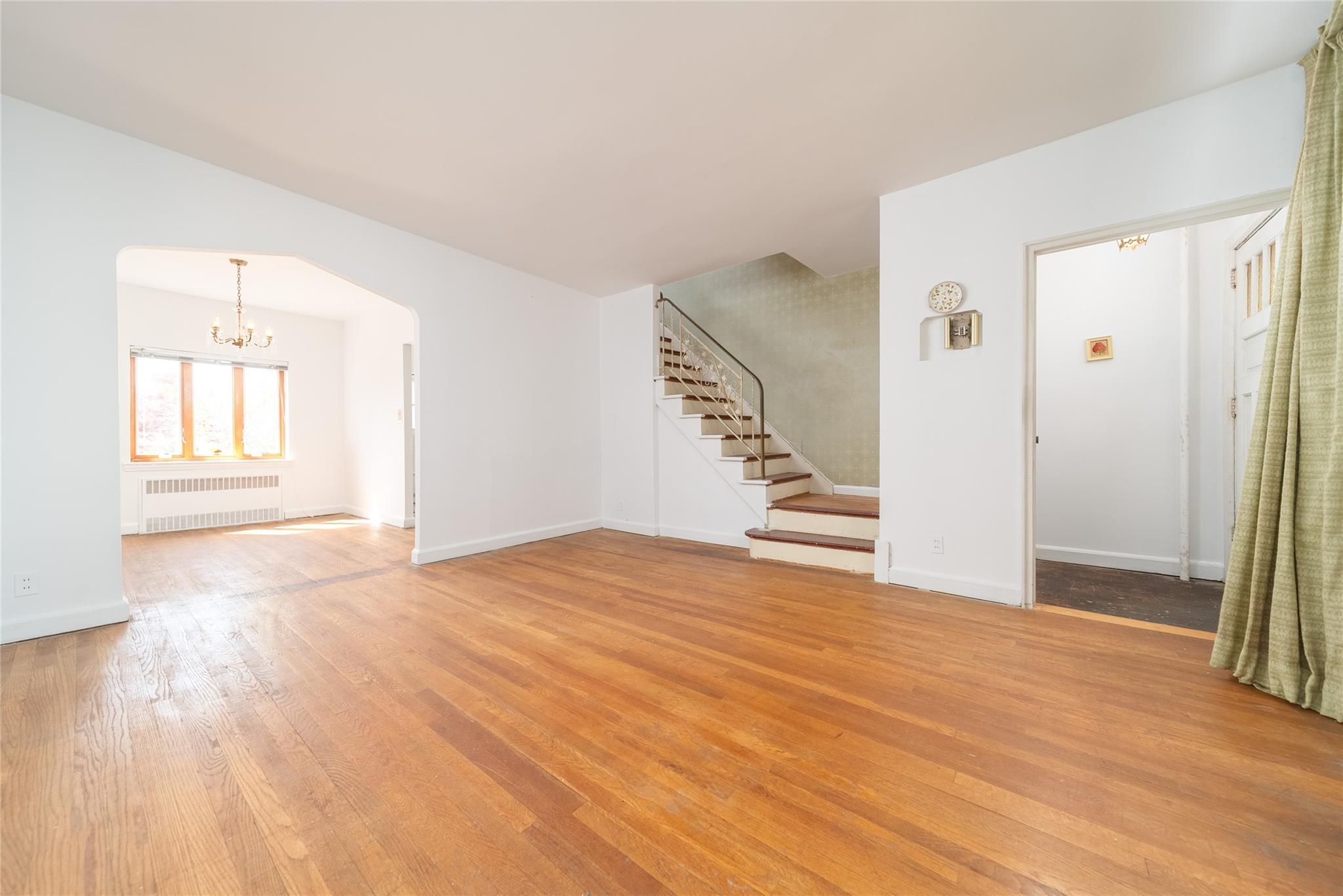 Single Family 154th  Queens, NY 11357, MLS-856299-3