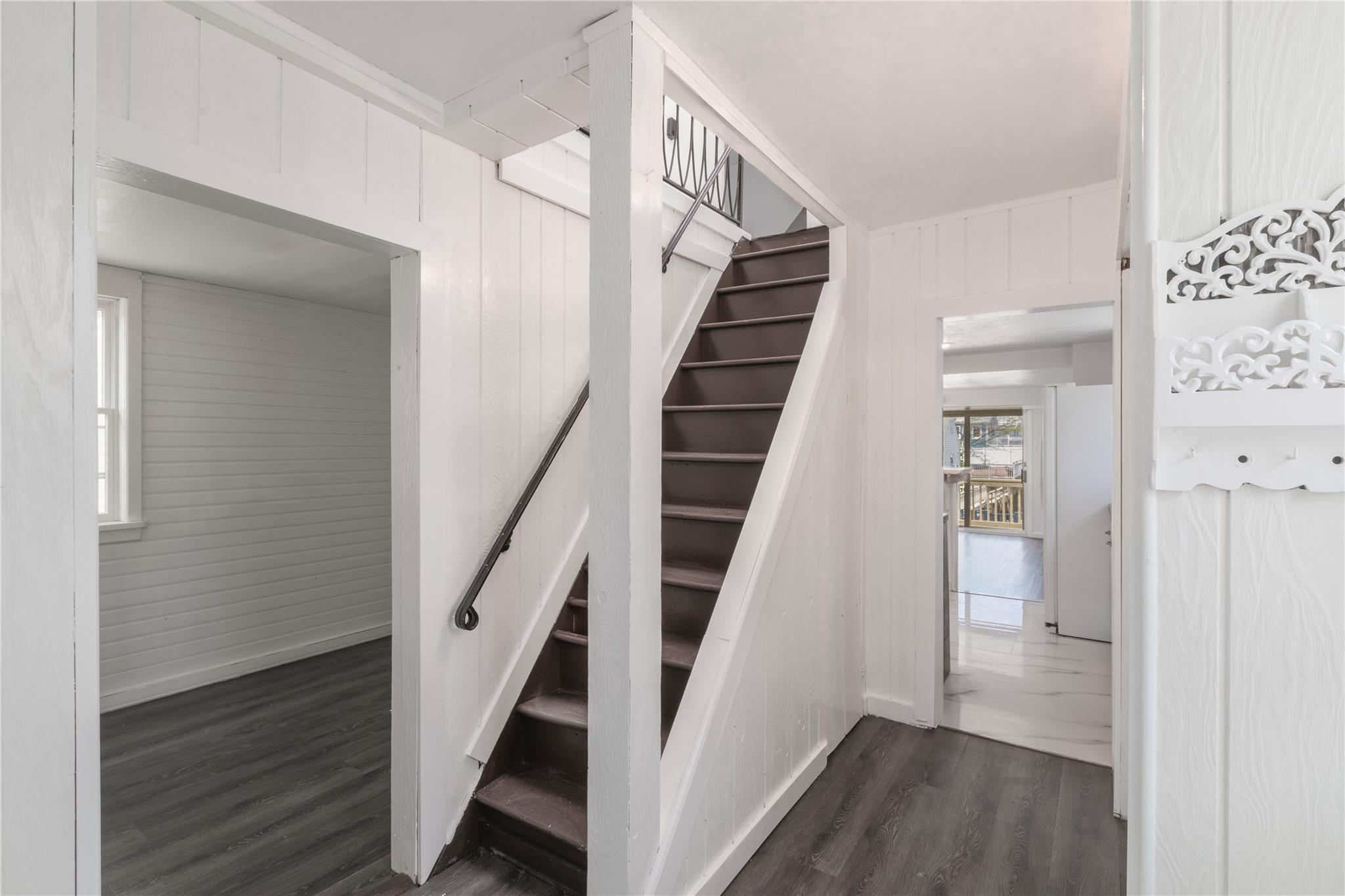 Single Family Cross Bay  Queens, NY 11693, MLS-856310-12