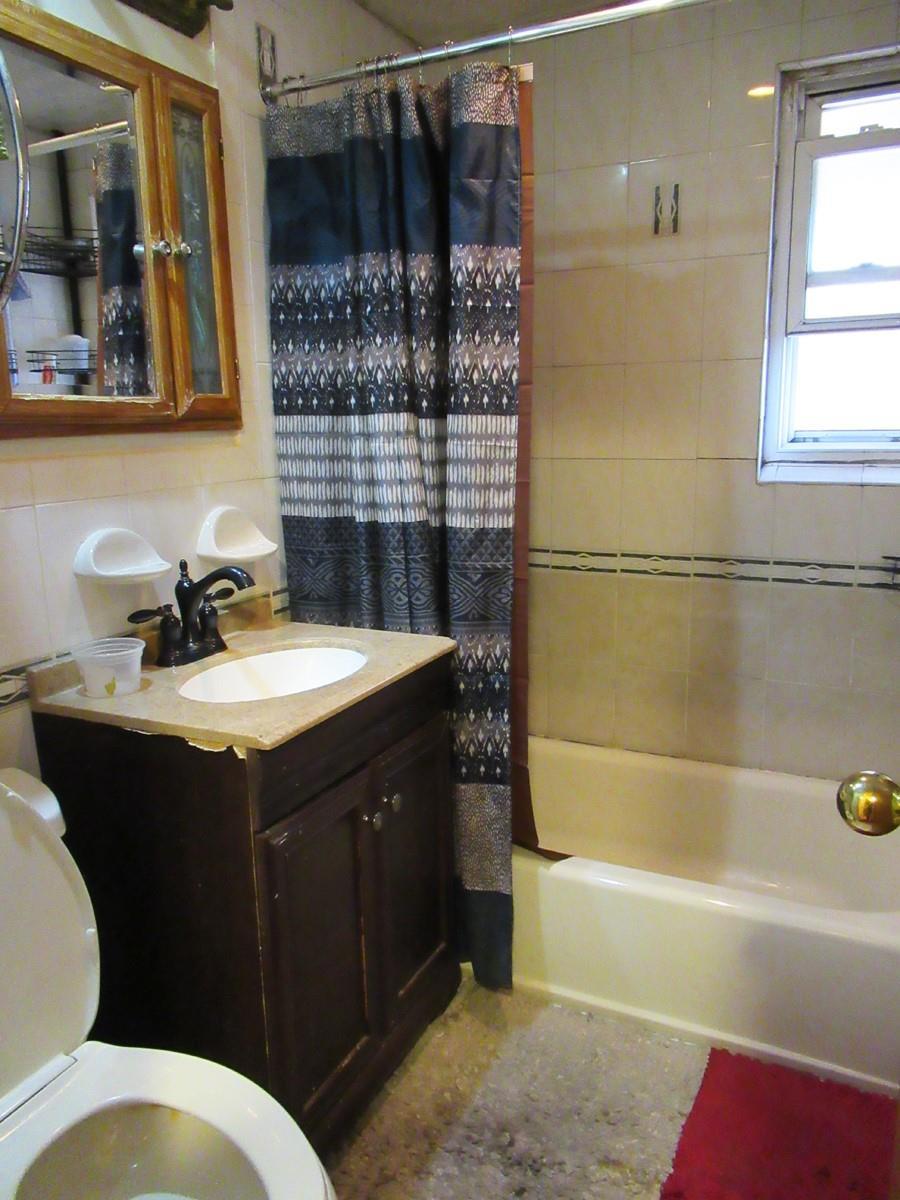 Single Family Hone  Bronx, NY 10469, MLS-856311-14