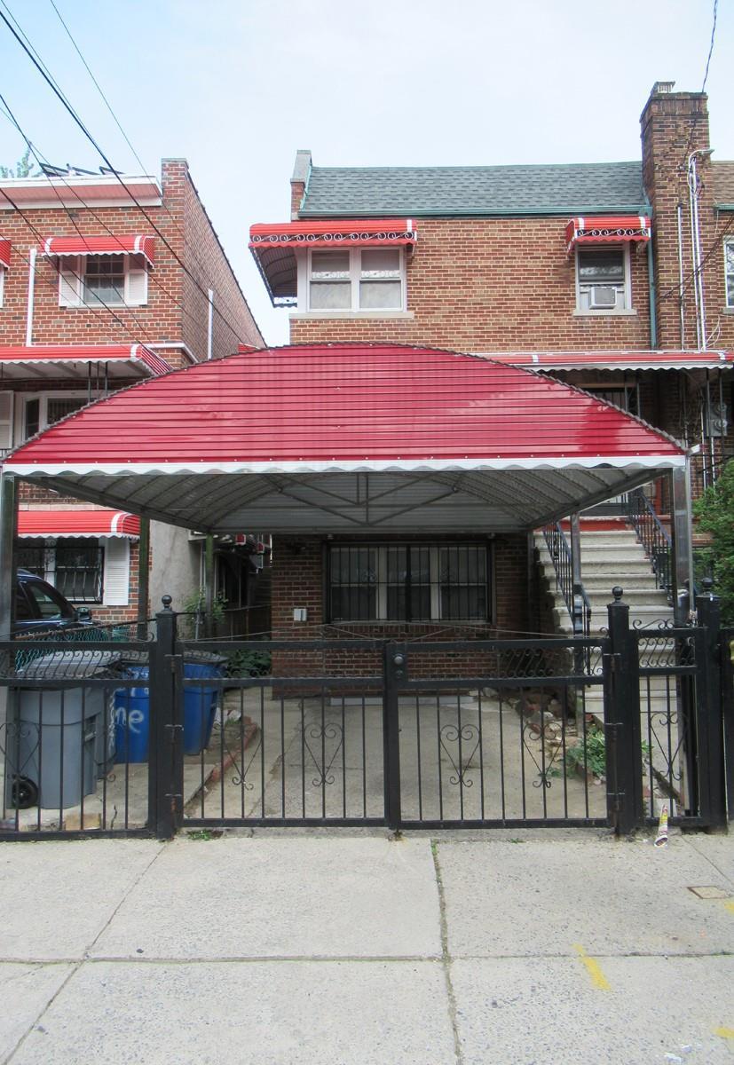 Single Family Hone  Bronx, NY 10469, MLS-856311-23