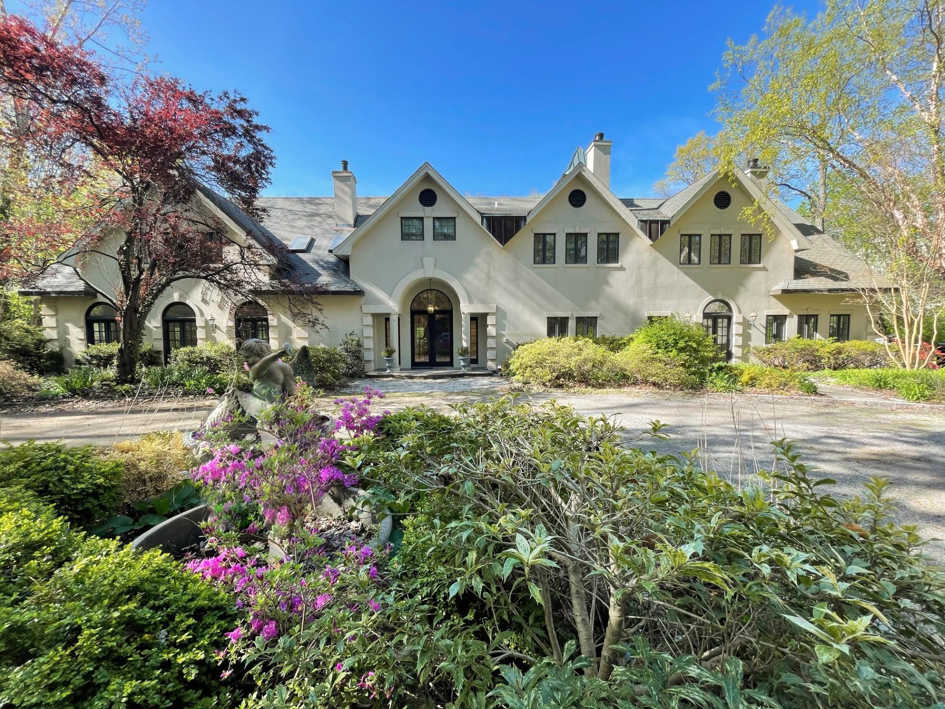 Single Family Centre Island  Nassau County, NY 11771, MLS-856320-2