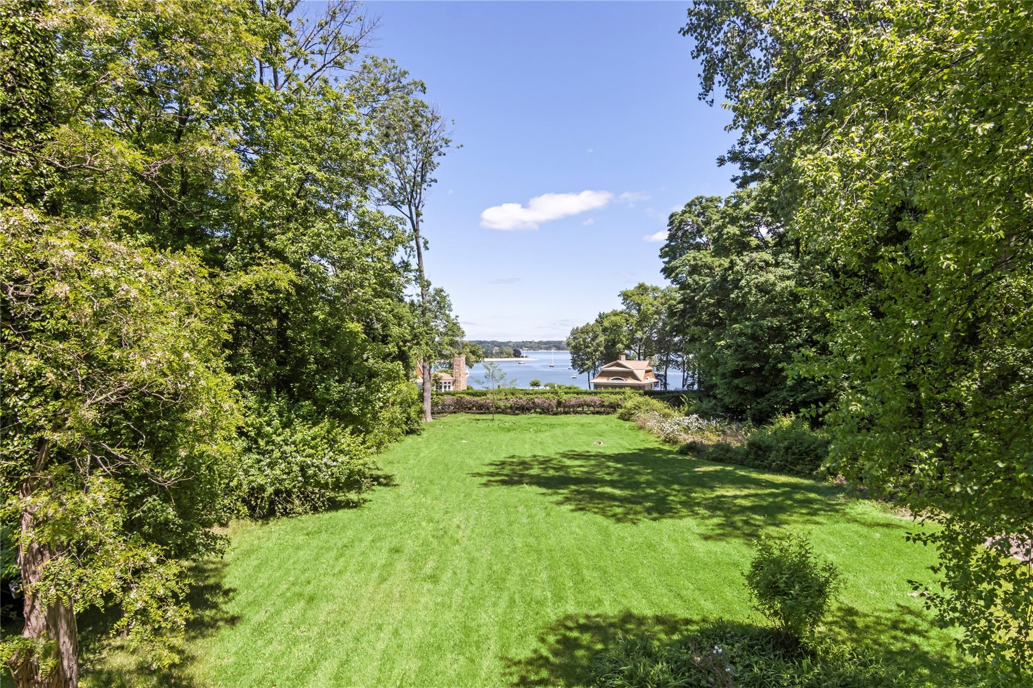 Single Family Centre Island  Nassau County, NY 11771, MLS-856320-24