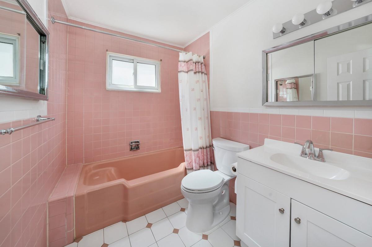 Single Family 202nd  Queens, NY 11360, MLS-856323-9