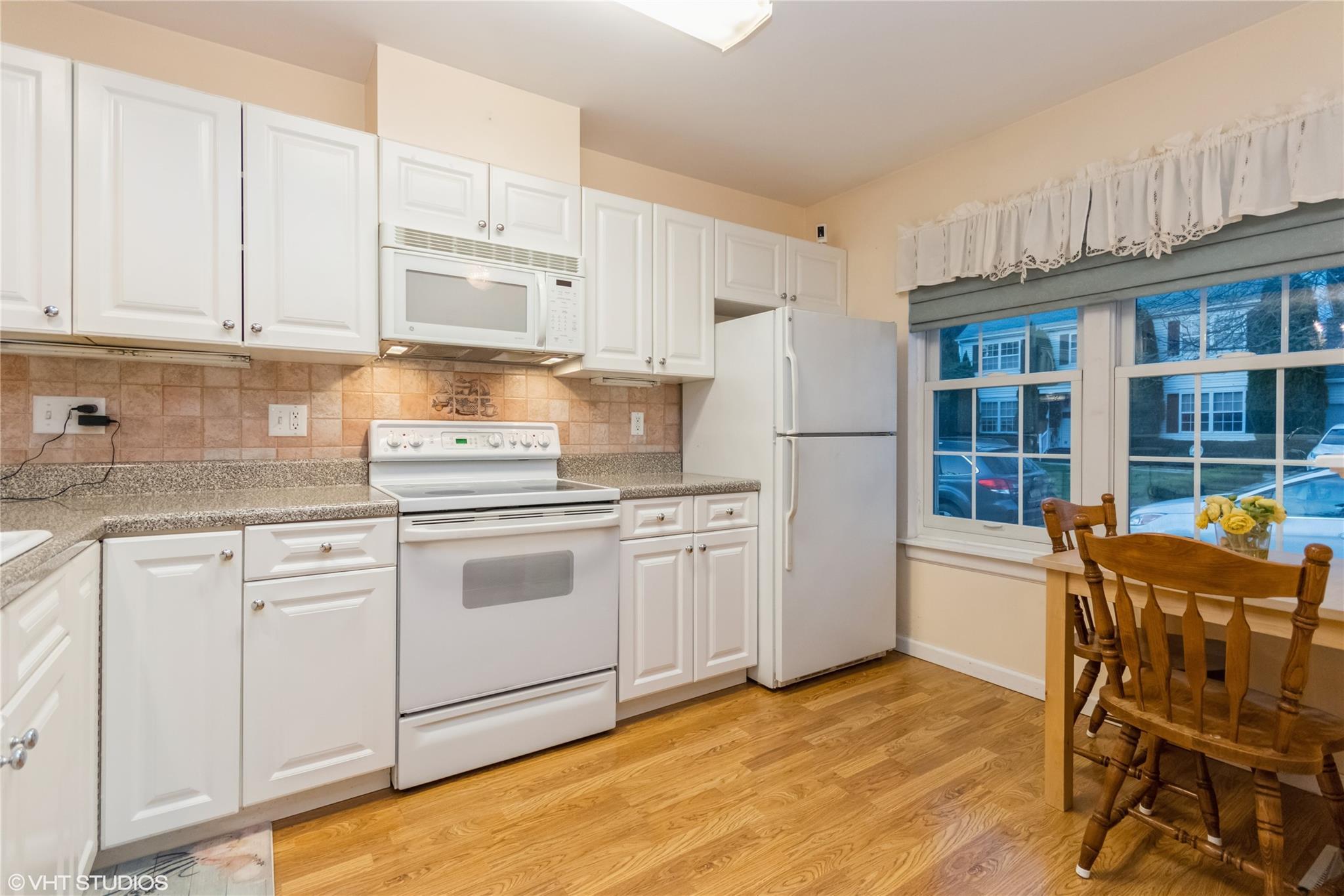 Single Family Mohawk  Dutchess County, NY 12564, MLS-856326-6