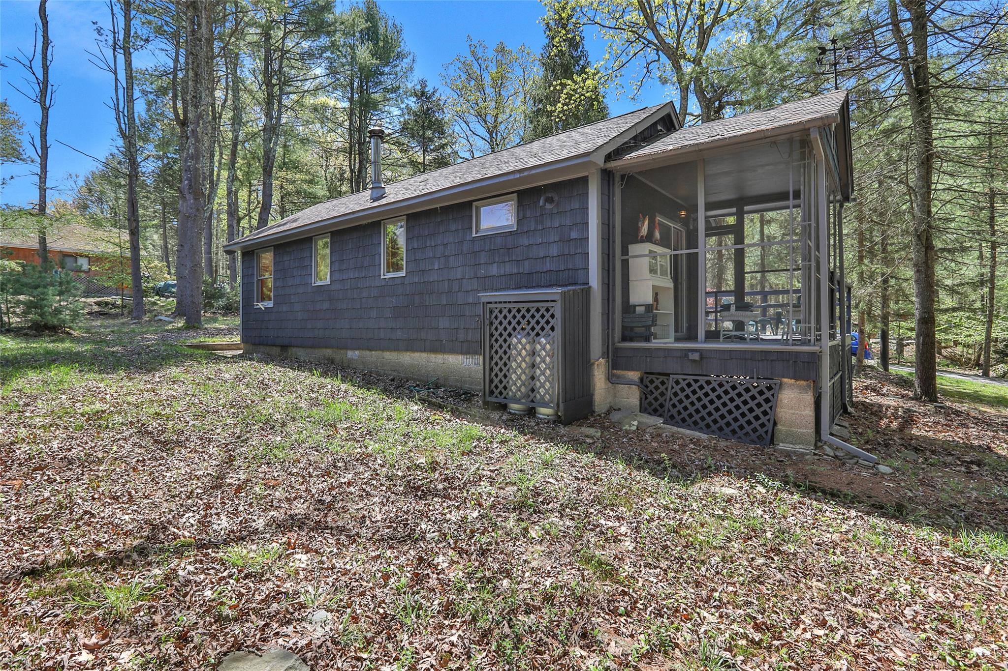 Single Family Beach  Sullivan County, NY 12737, MLS-856335-25
