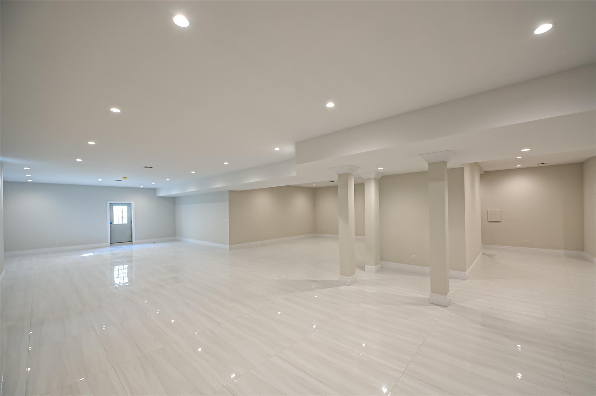 Single Family Cedar Swamp  Nassau County, NY 11753, MLS-856337-40
