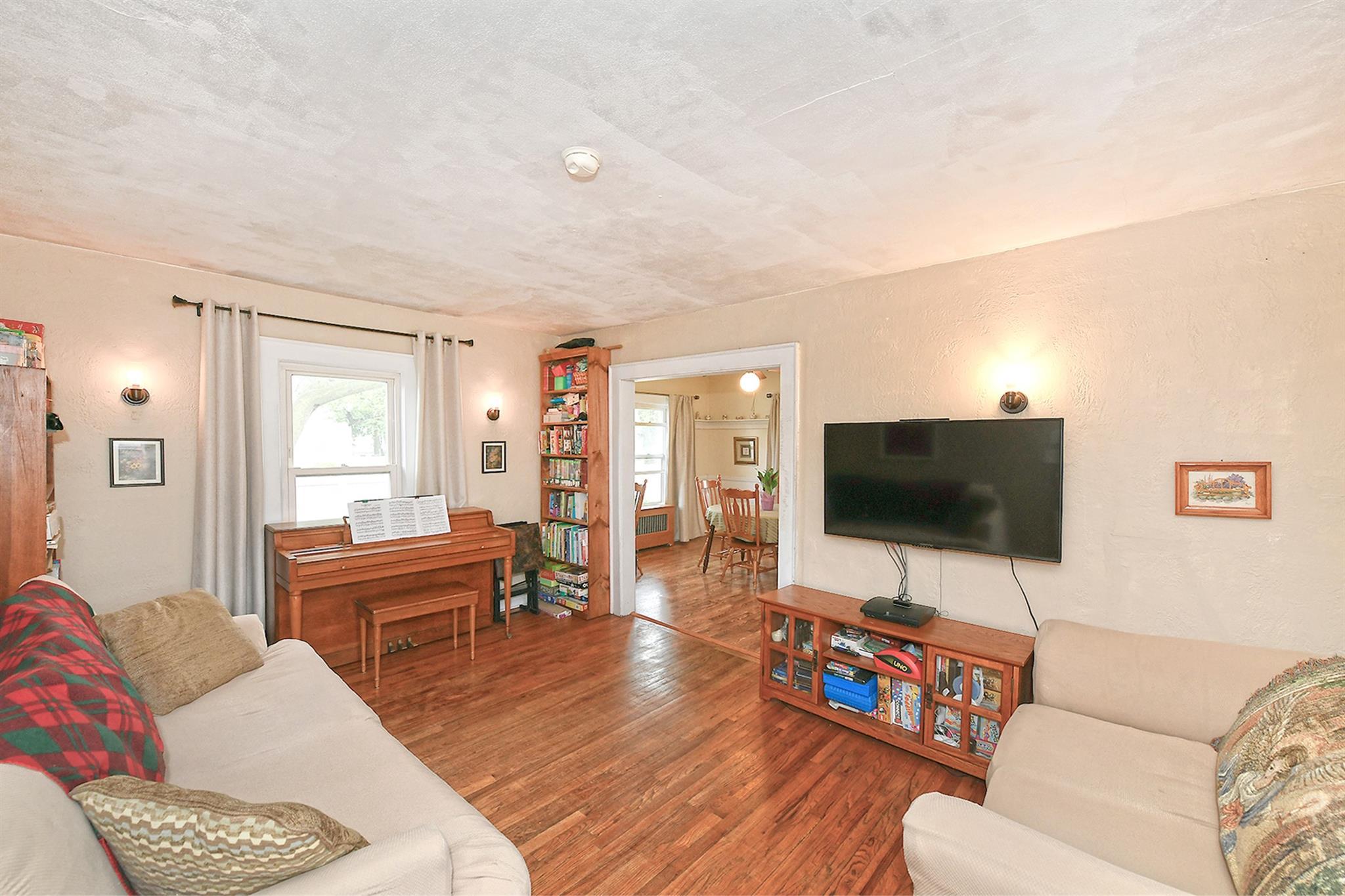 Single Family Newbridge  Nassau County, NY 11710, MLS-856343-6