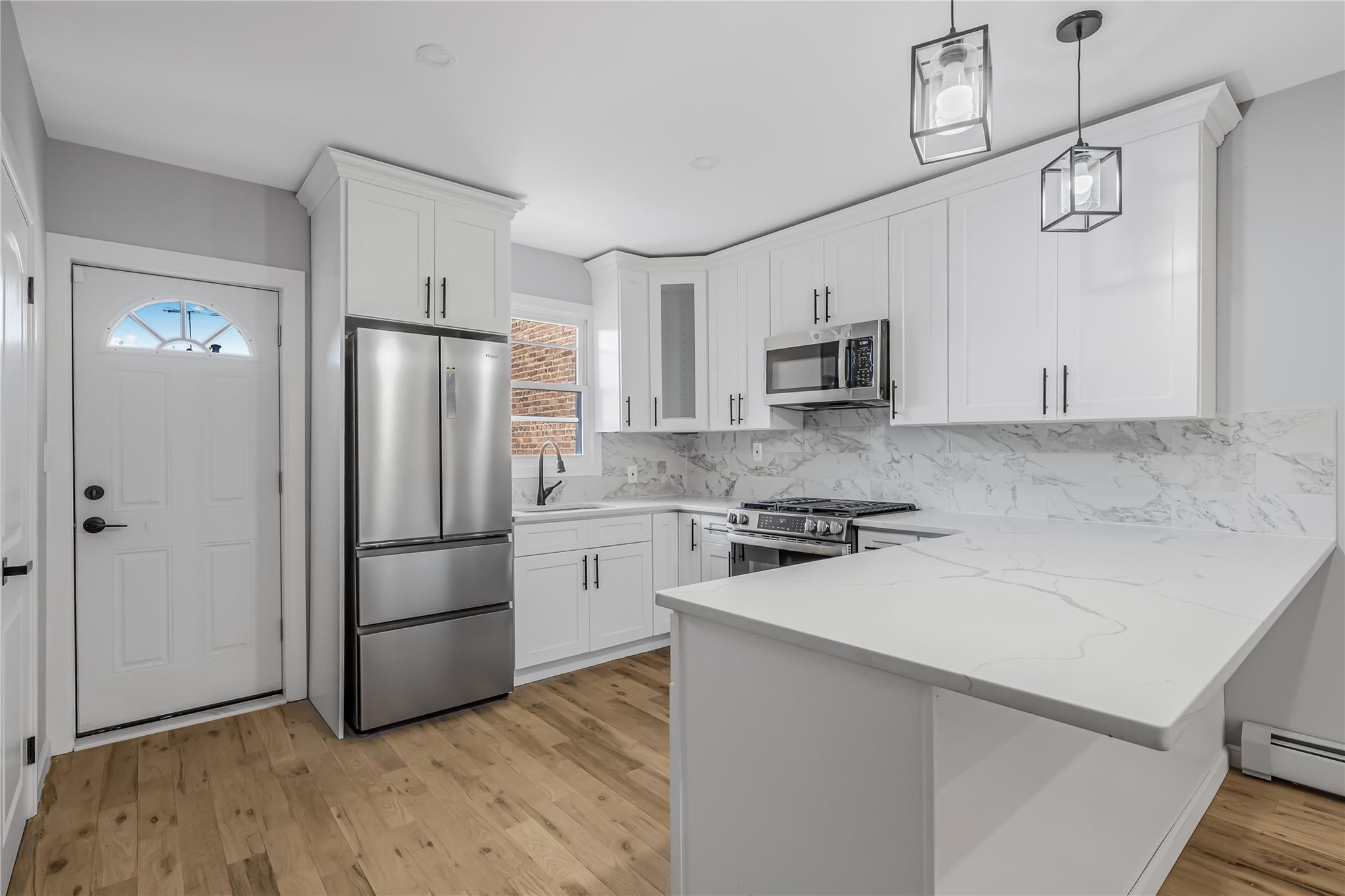 Single Family Radcliff  Bronx, NY 10469, MLS-856350-10