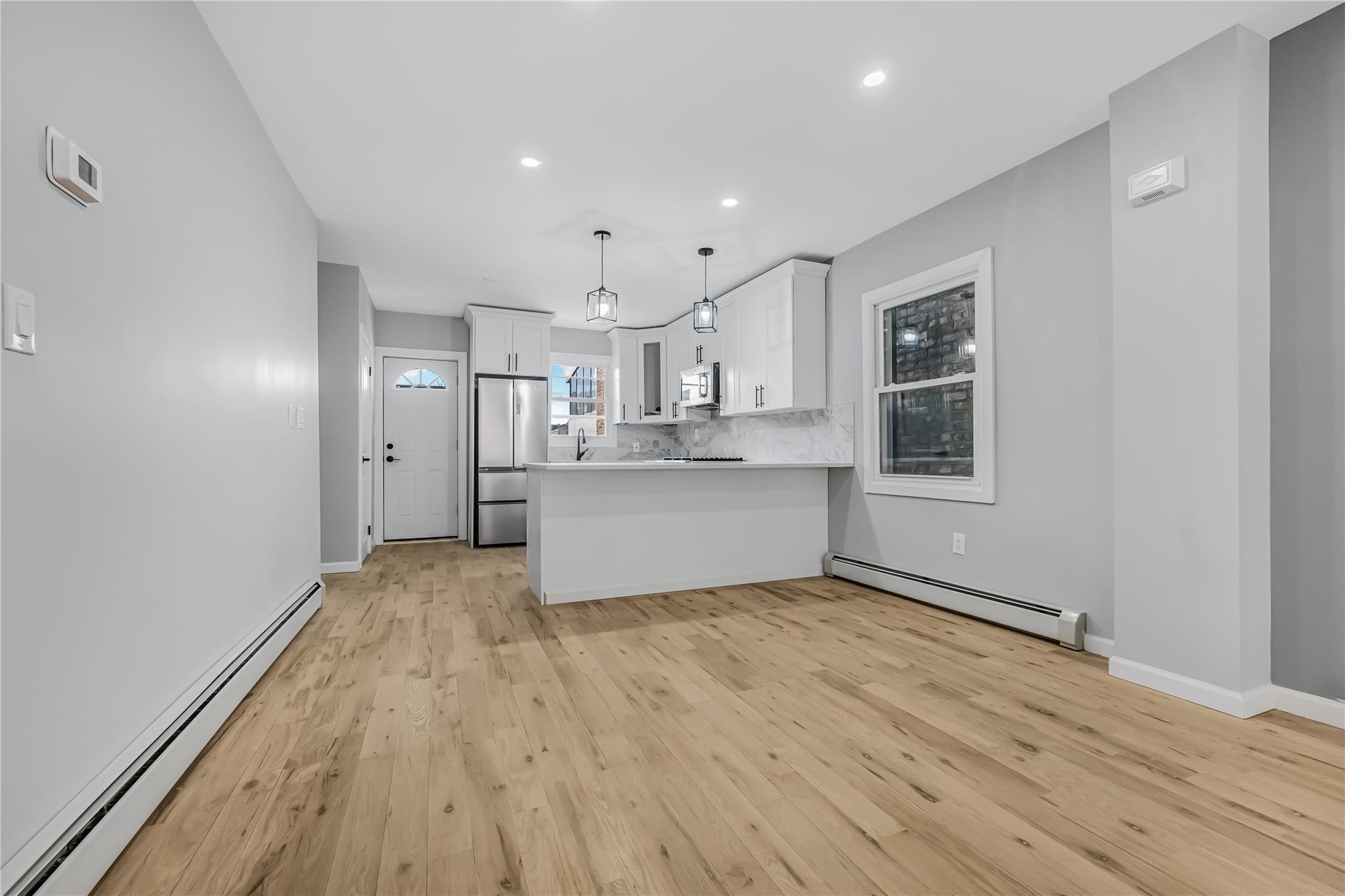 Single Family Radcliff  Bronx, NY 10469, MLS-856350-18