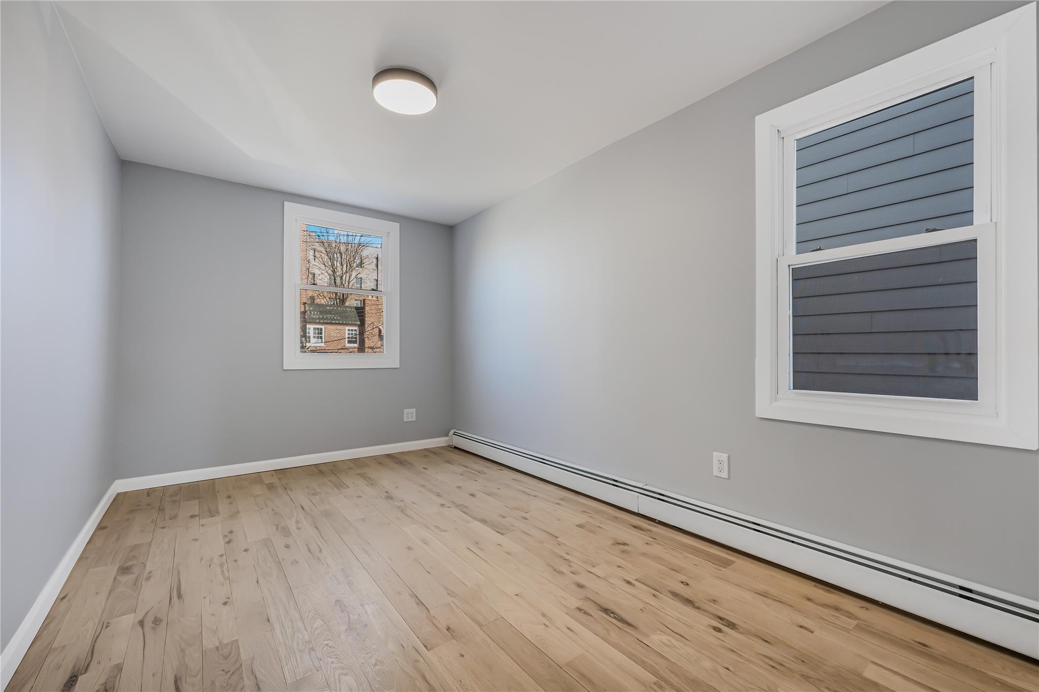 Single Family Radcliff  Bronx, NY 10469, MLS-856350-26
