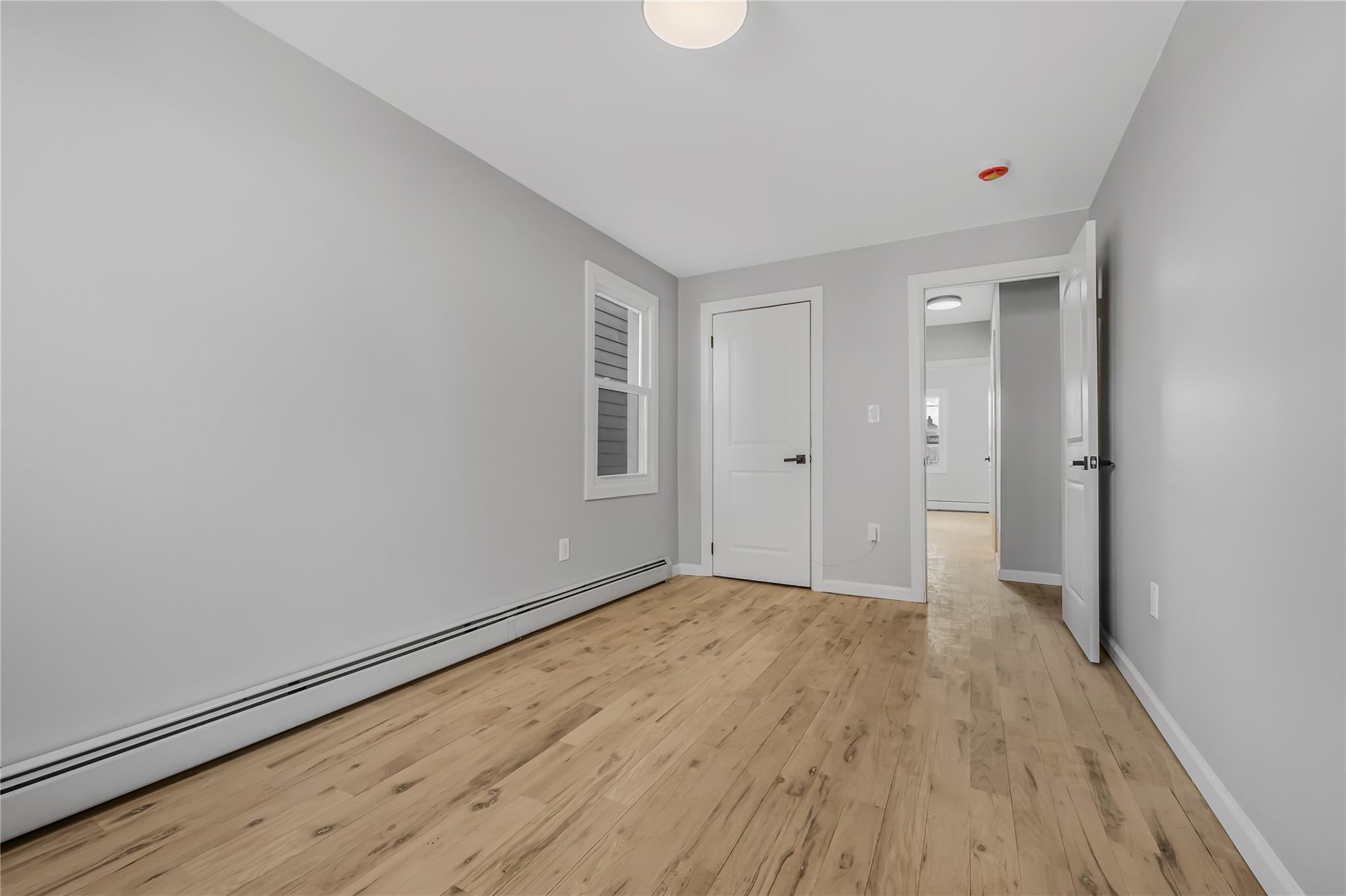 Single Family Radcliff  Bronx, NY 10469, MLS-856350-27