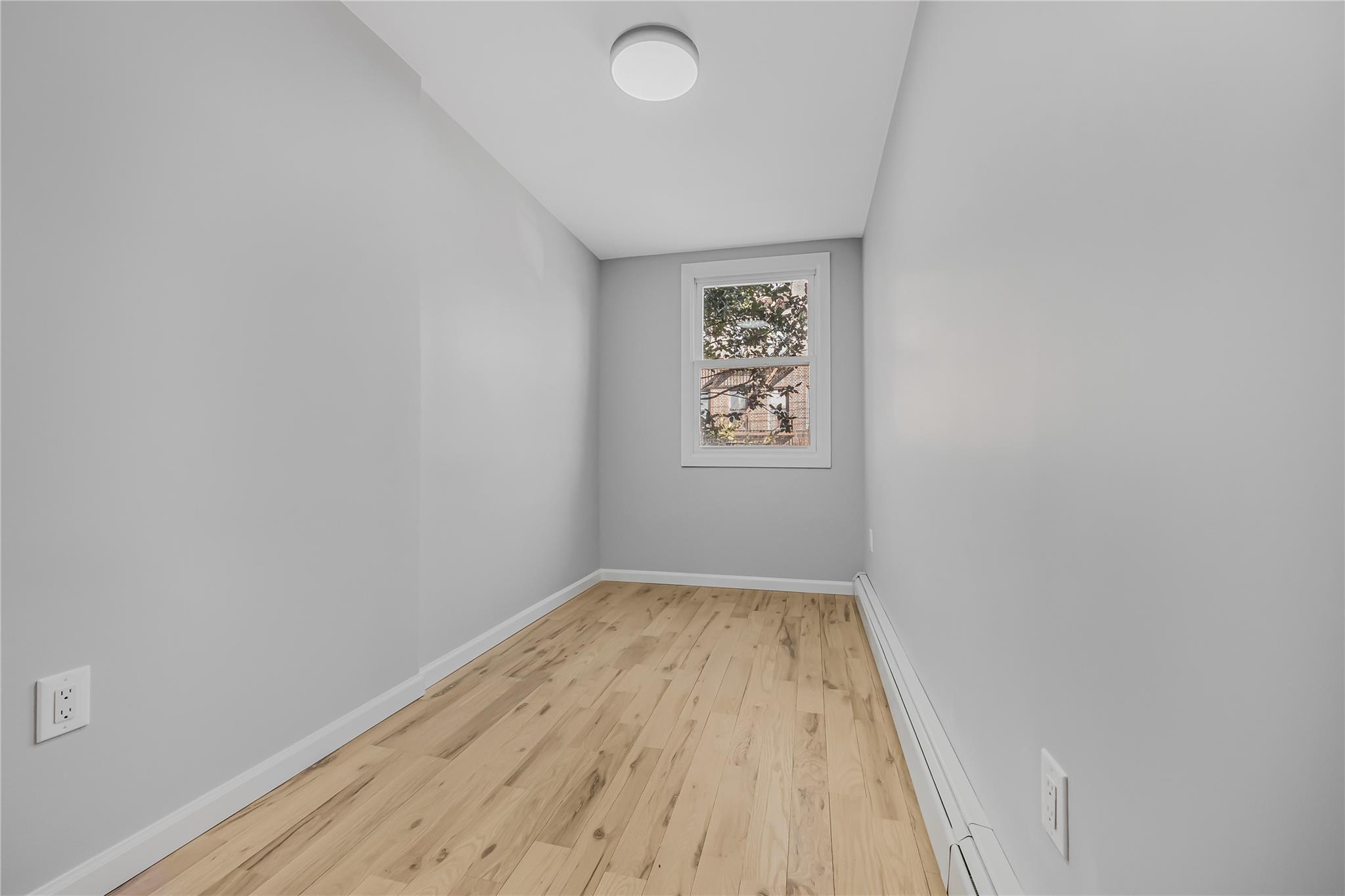 Single Family Radcliff  Bronx, NY 10469, MLS-856350-29