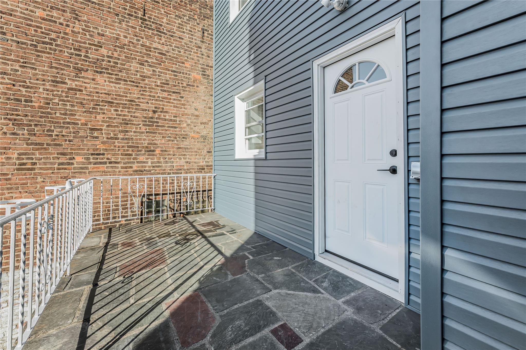 Single Family Radcliff  Bronx, NY 10469, MLS-856350-38