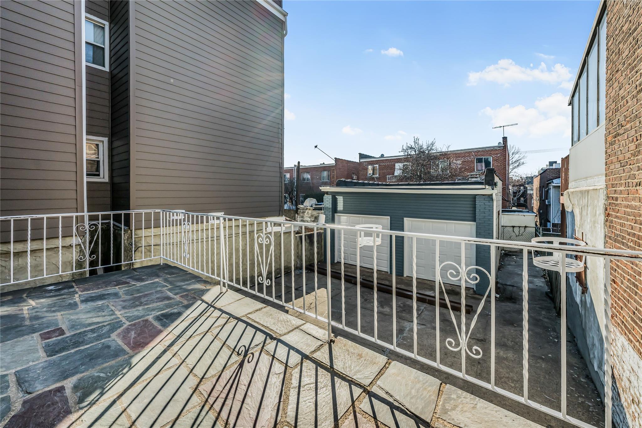 Single Family Radcliff  Bronx, NY 10469, MLS-856350-39