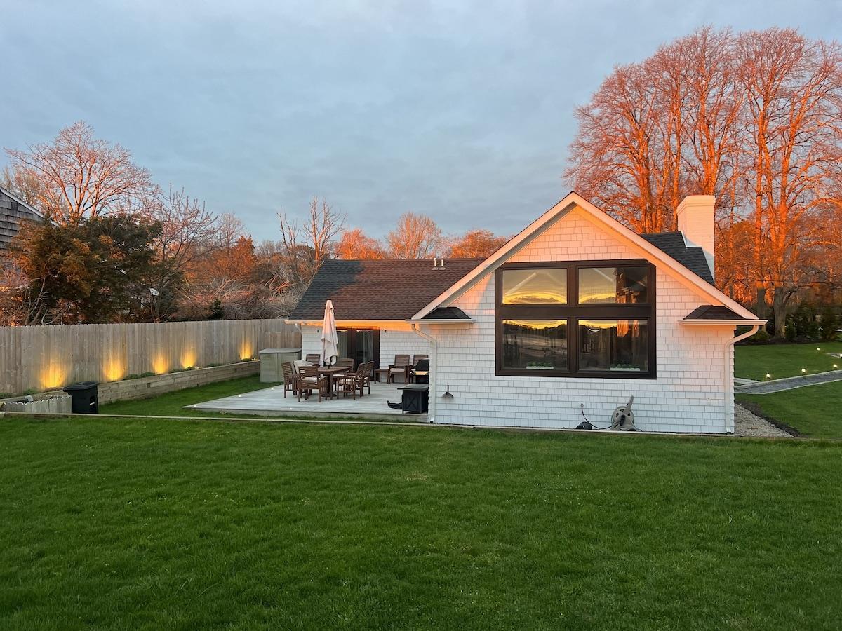 Single Family Old Neck  Suffolk County, NY 11934, MLS-856356-17