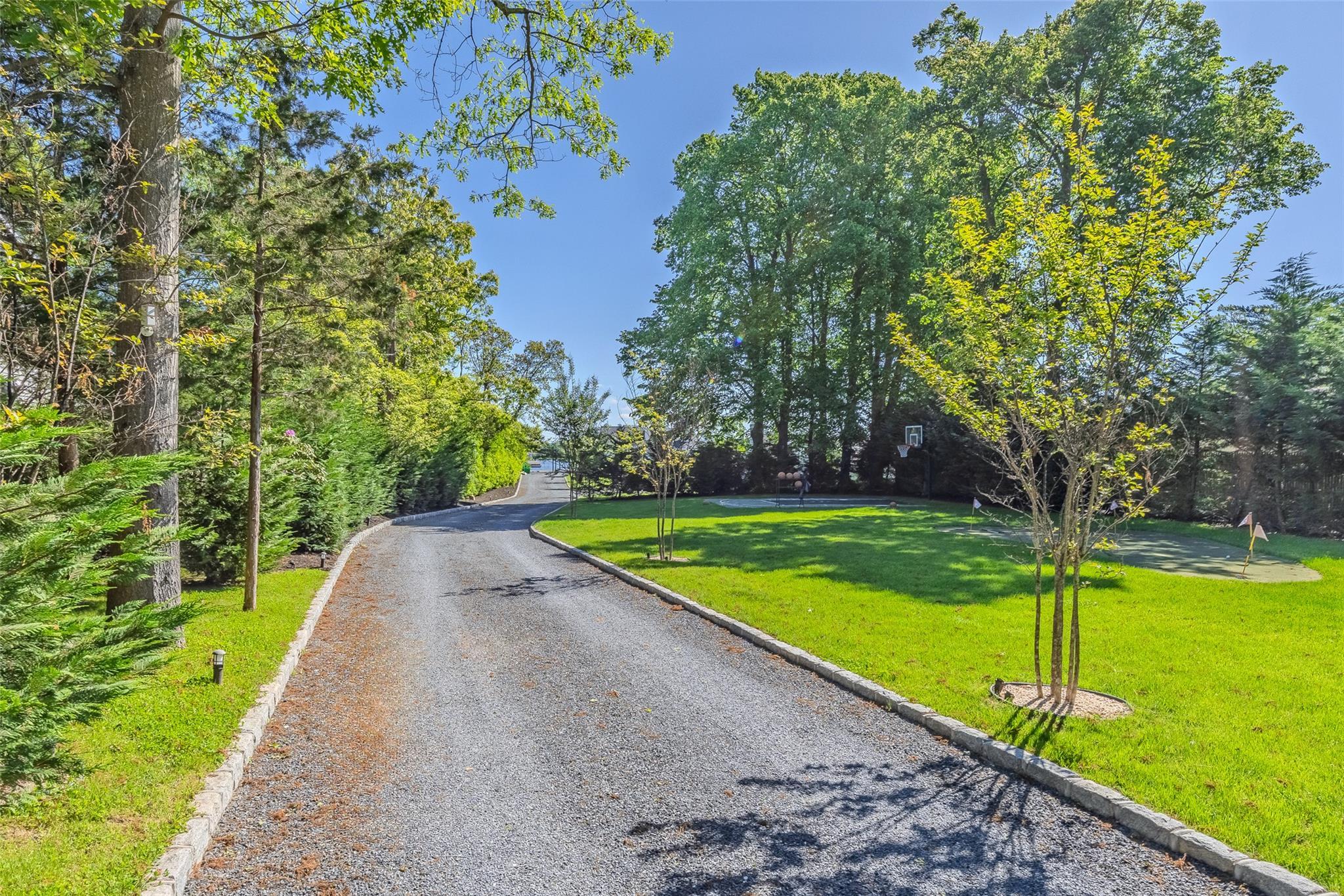 Single Family Old Neck  Suffolk County, NY 11934, MLS-856356-34