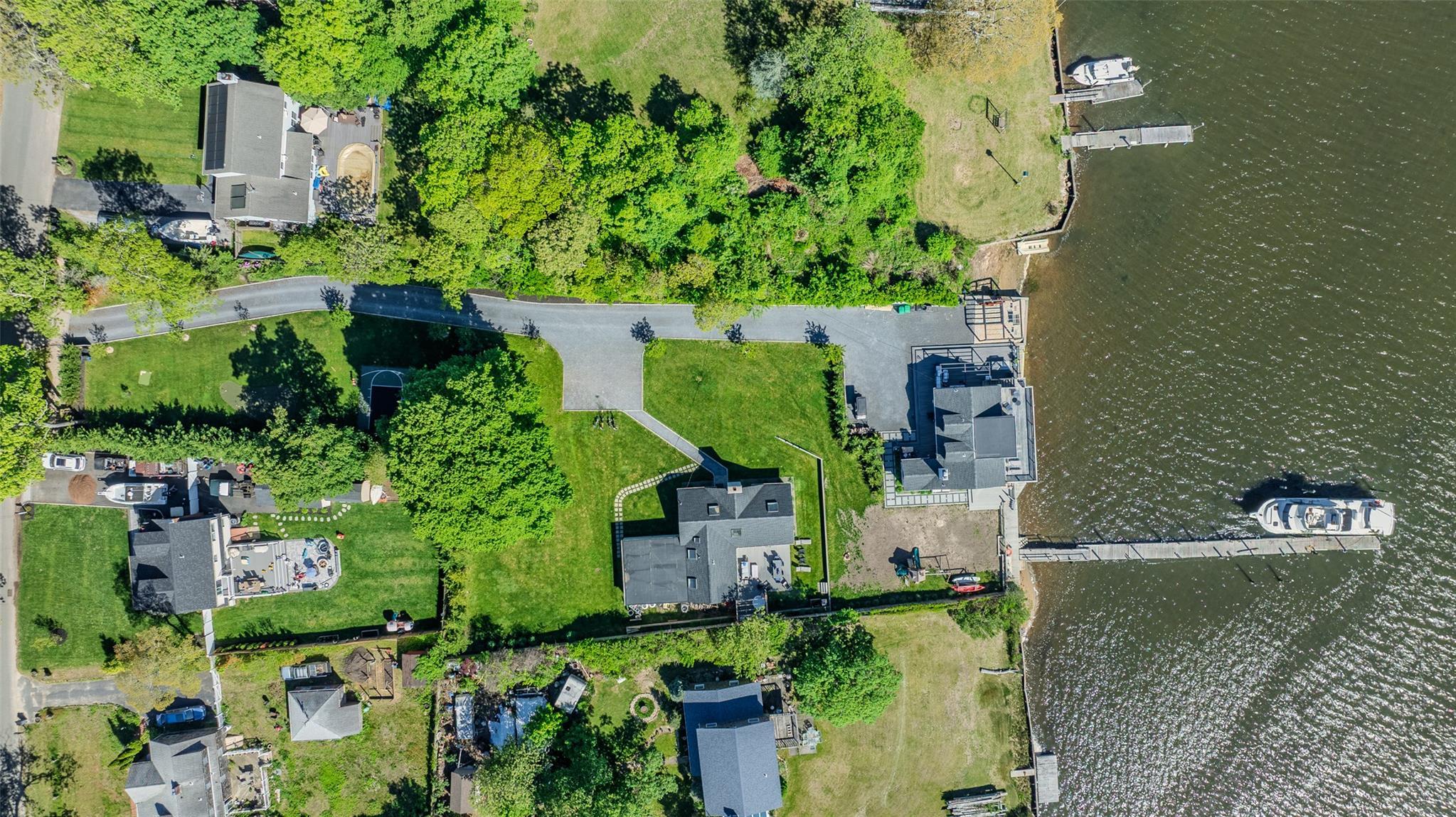 Single Family Old Neck  Suffolk County, NY 11934, MLS-856356-42
