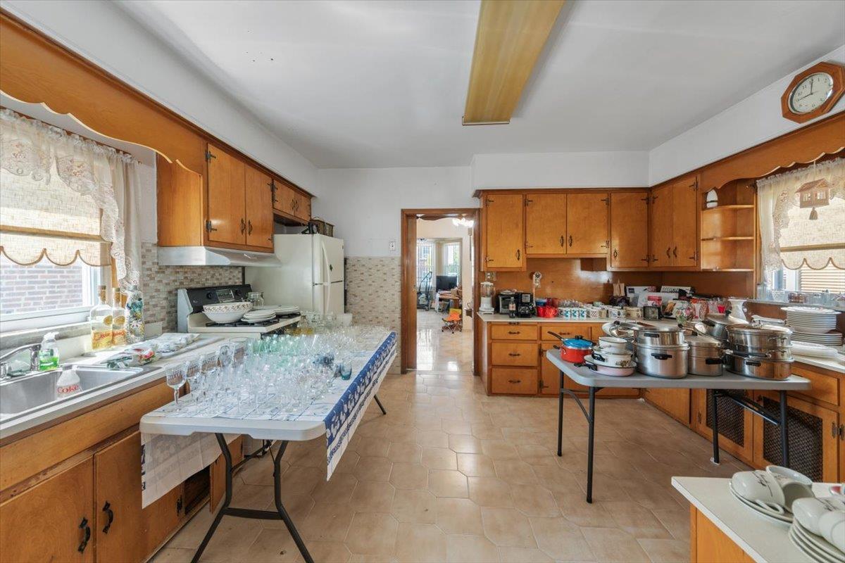 Single Family Pilgrim  Bronx, NY 10461, MLS-856368-7