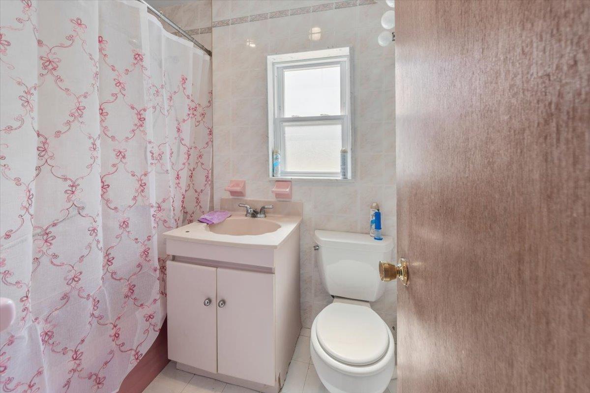 Single Family Pilgrim  Bronx, NY 10461, MLS-856368-8