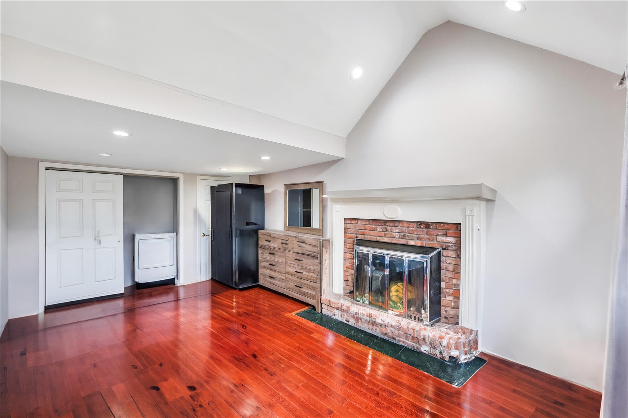 Single Family Evergreen  Nassau County, NY 11714, MLS-856375-5