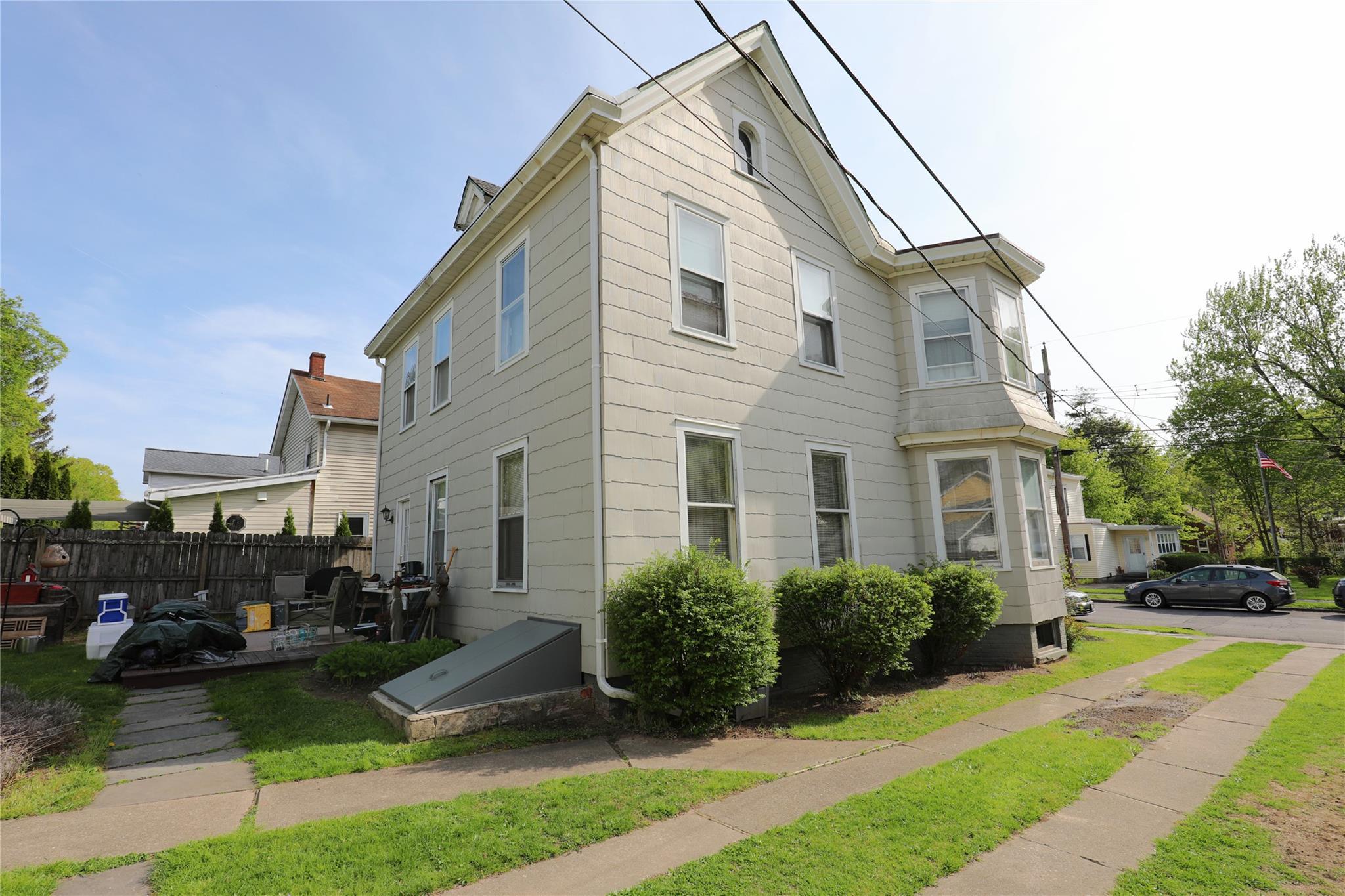 Single Family Ponckhockie  Ulster County, NY 12401, MLS-856383-16