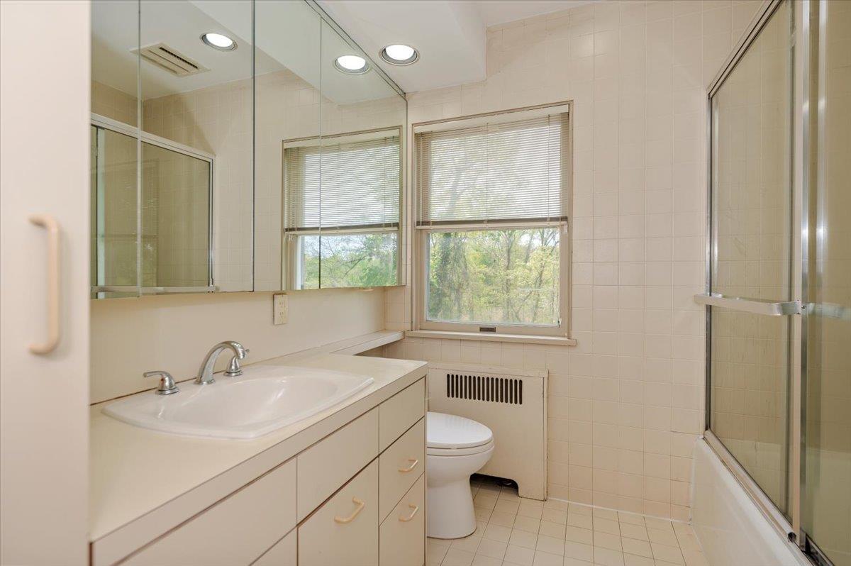 Single Family Channel  Nassau County, NY 11024, MLS-856413-28
