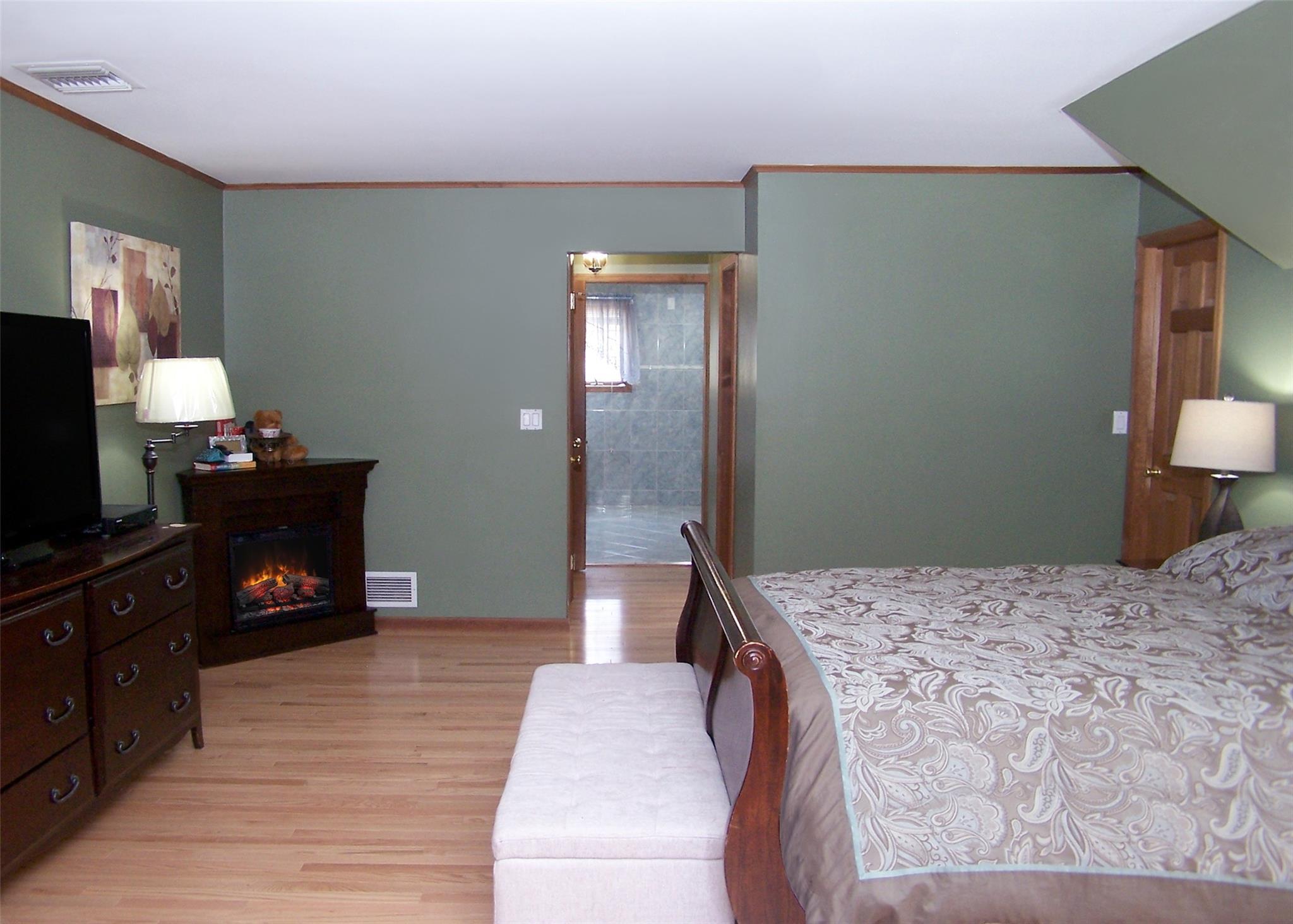 Single Family Deer  Suffolk County, NY 11967, MLS-856416-18