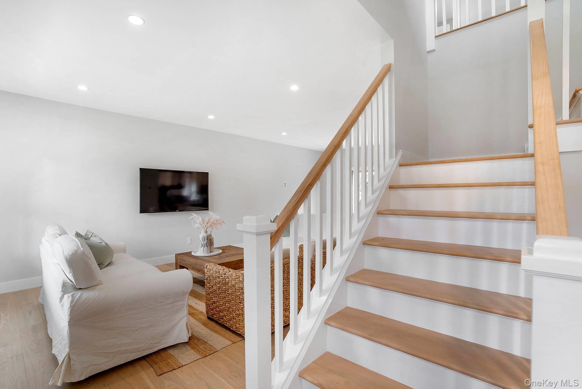 Single Family Fanning Avenue Suffolk County, NY 11946, MLS-856418-9