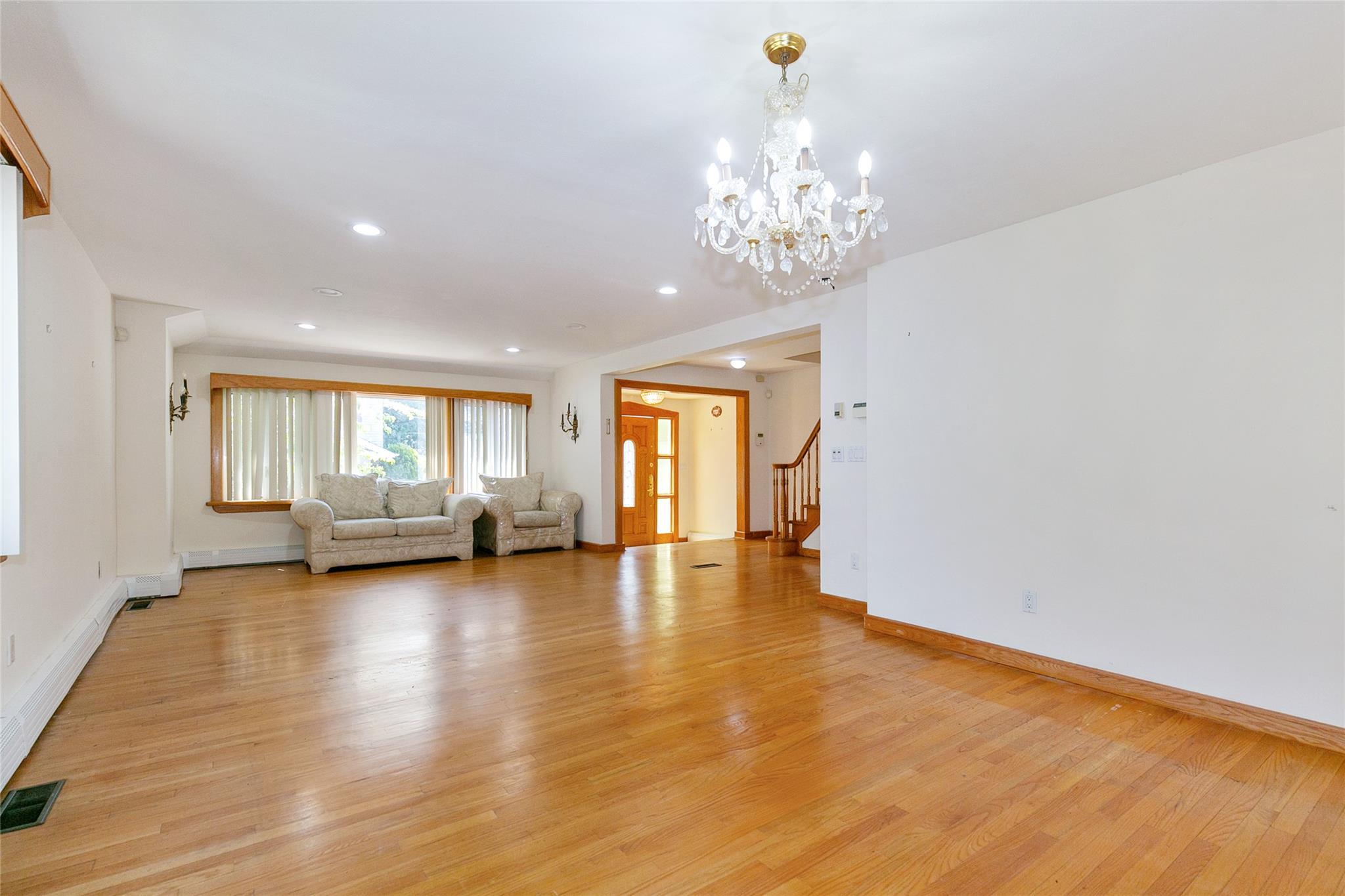 Single Family Franklin  Nassau County, NY 11024, MLS-856425-8