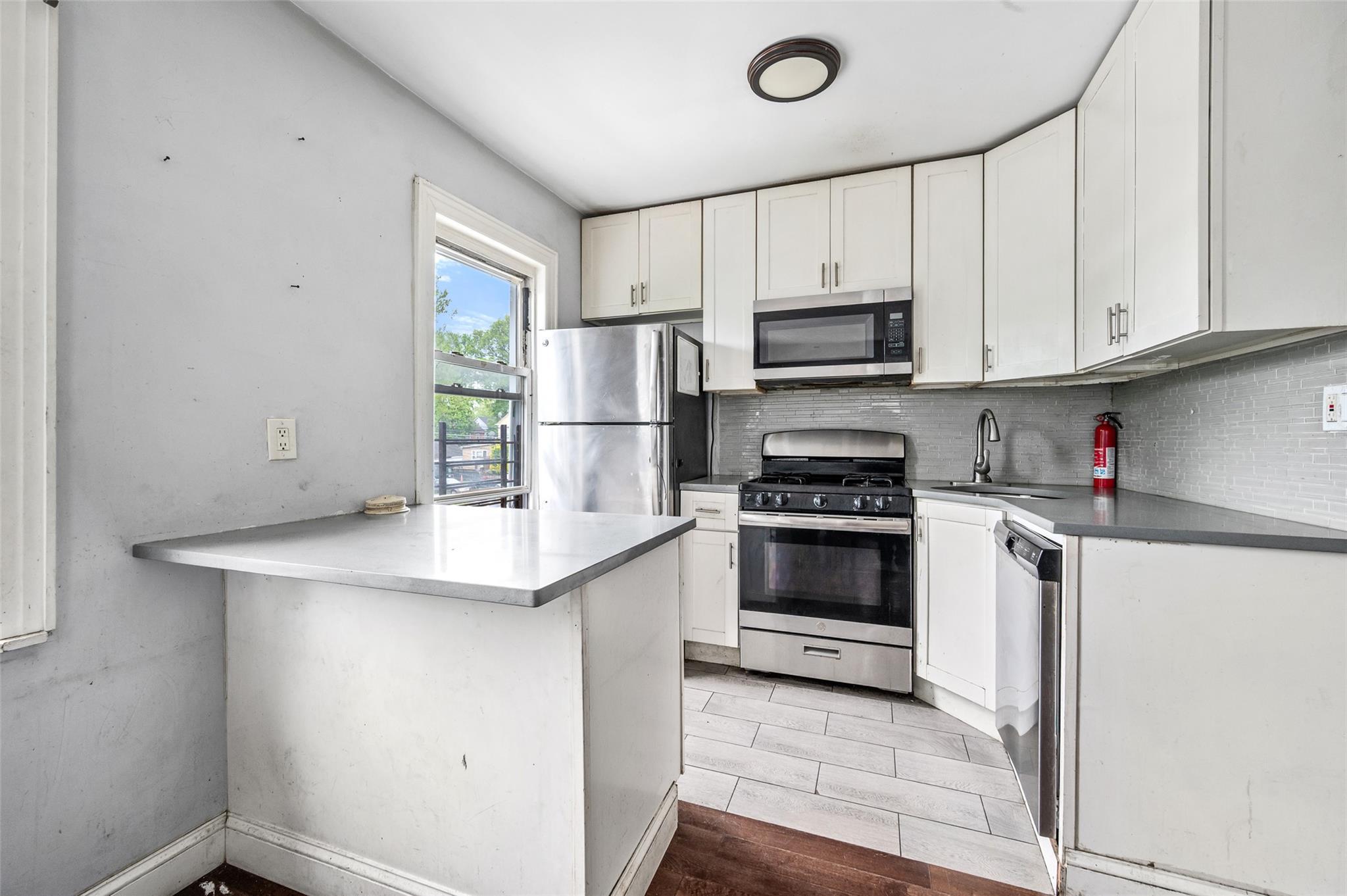 Single Family 111th  Queens, NY 11429, MLS-856426-10