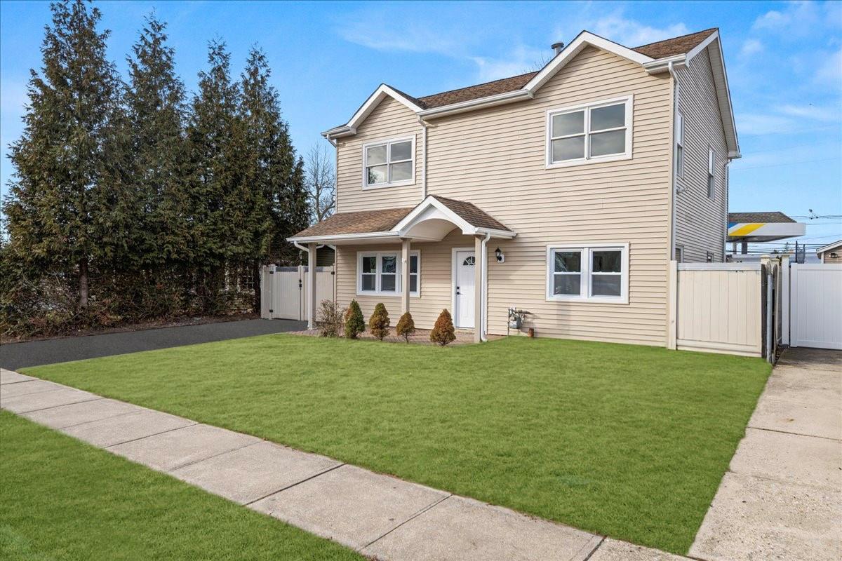 Single Family Coolidge  Nassau County, NY 11710, MLS-856436-3