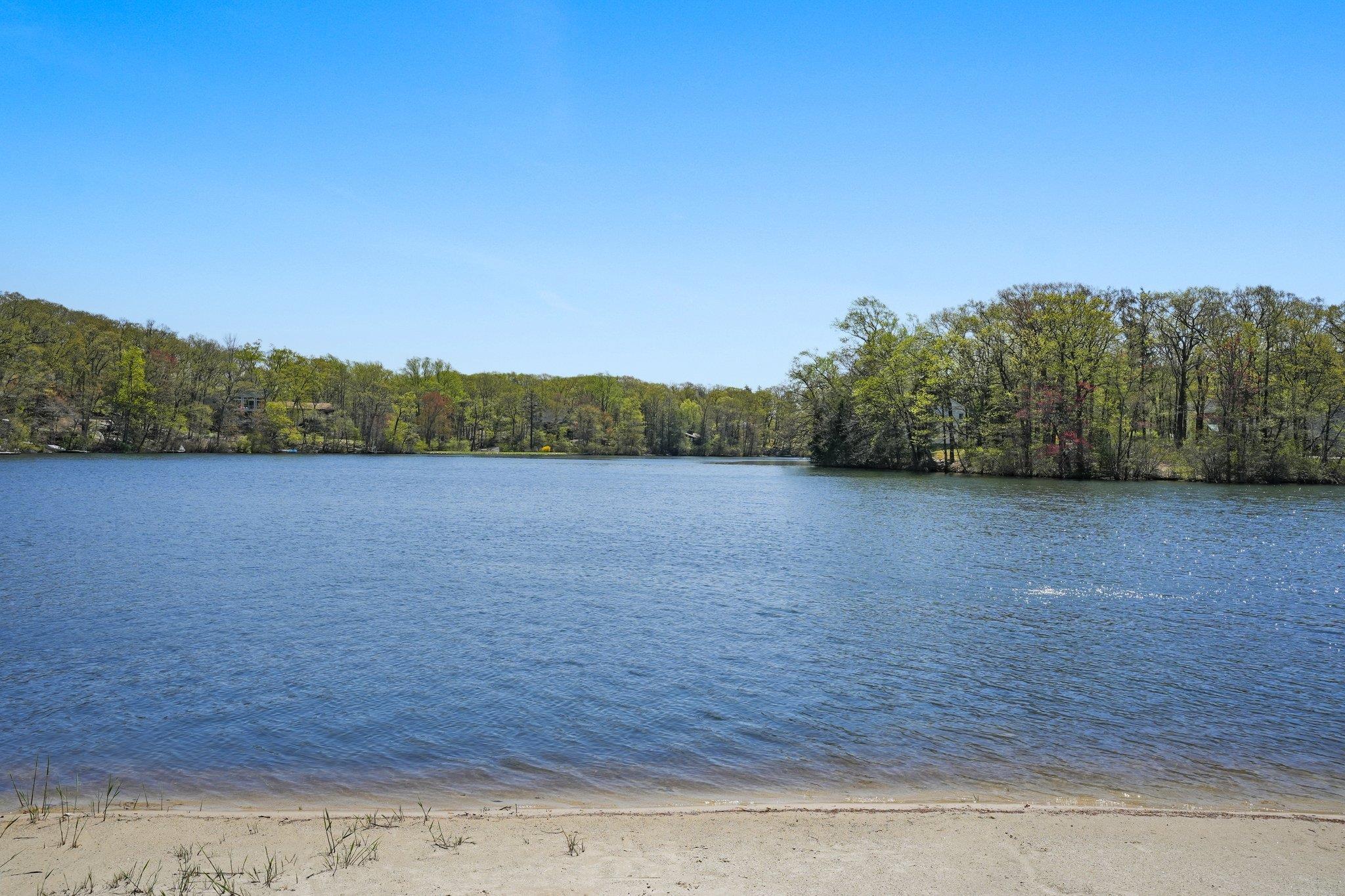 Single Family Alan  Out Of Area, NY 06810, MLS-856438-41