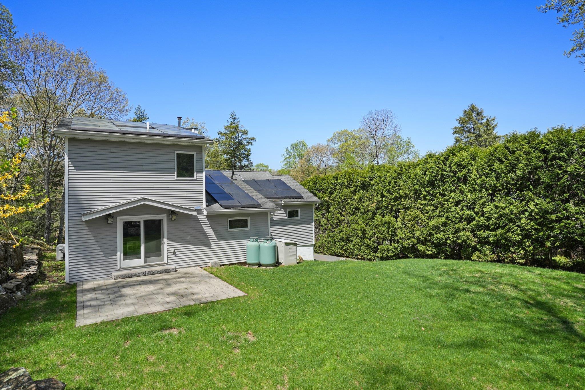 Single Family Alan  Out Of Area, NY 06810, MLS-856438-43