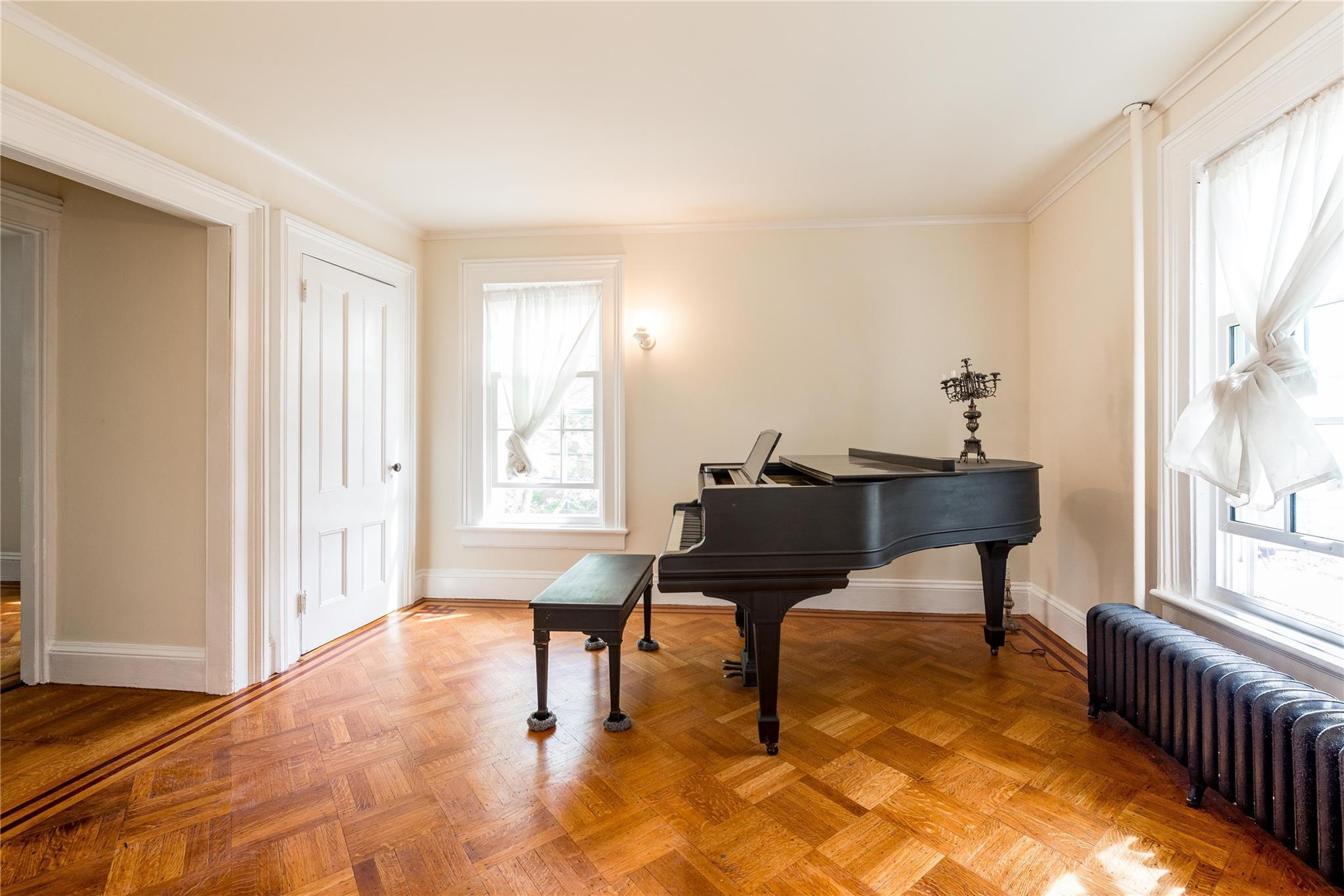 Single Family 213  Queens, NY 11361, MLS-856448-24