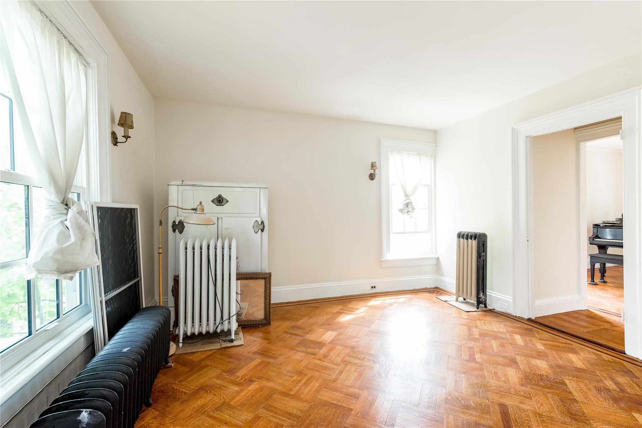 Single Family 213  Queens, NY 11361, MLS-856448-26