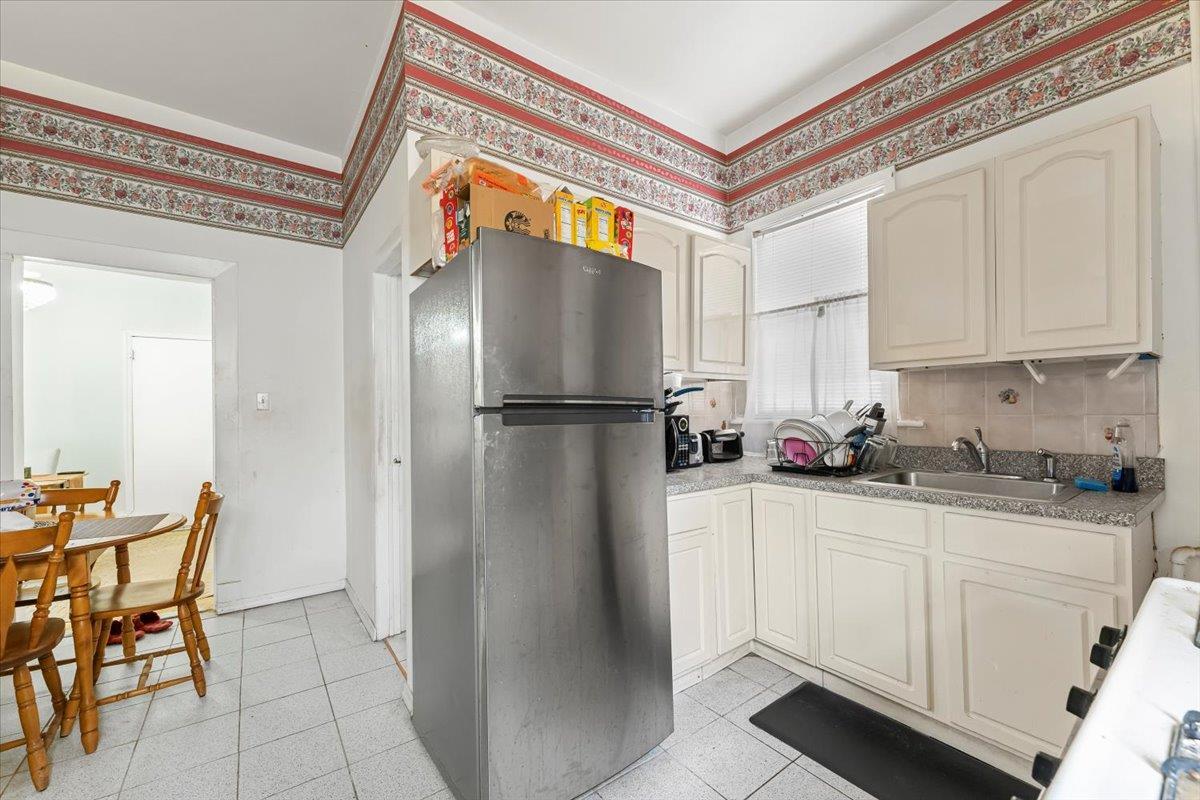 Single Family 9th  Westchester County, NY 10550, MLS-856456-3