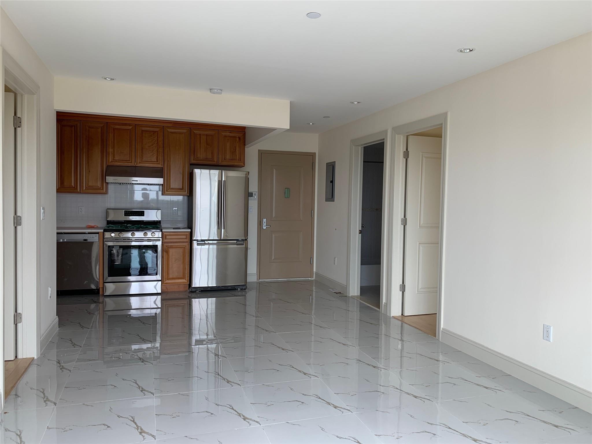 Condo Austin  Queens, NY 11374, MLS-856464-3