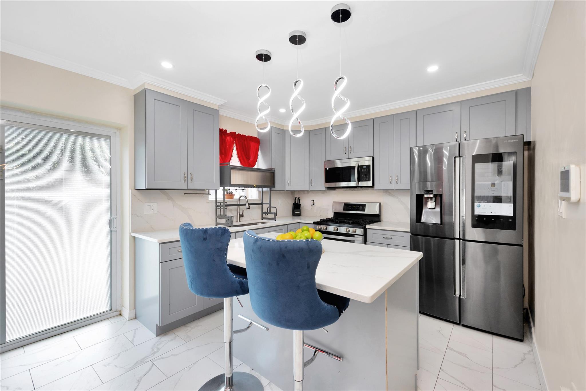 Single Family Randall  Bronx, NY 10465, MLS-856470-16