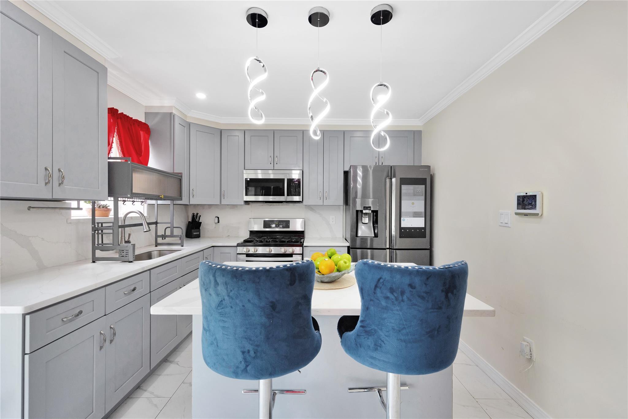 Single Family Randall  Bronx, NY 10465, MLS-856470-17